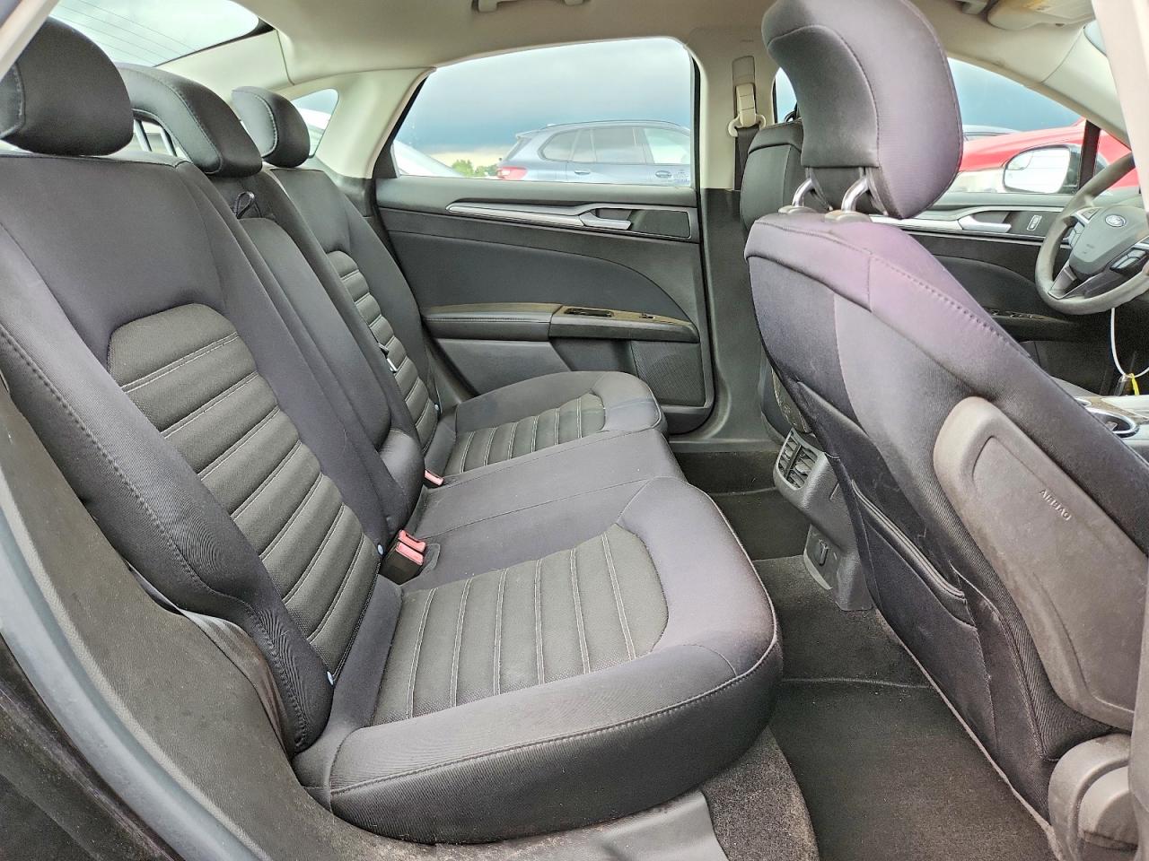 2013 Ford Fusion Se Black vin: 3FA6P0H71DR358209