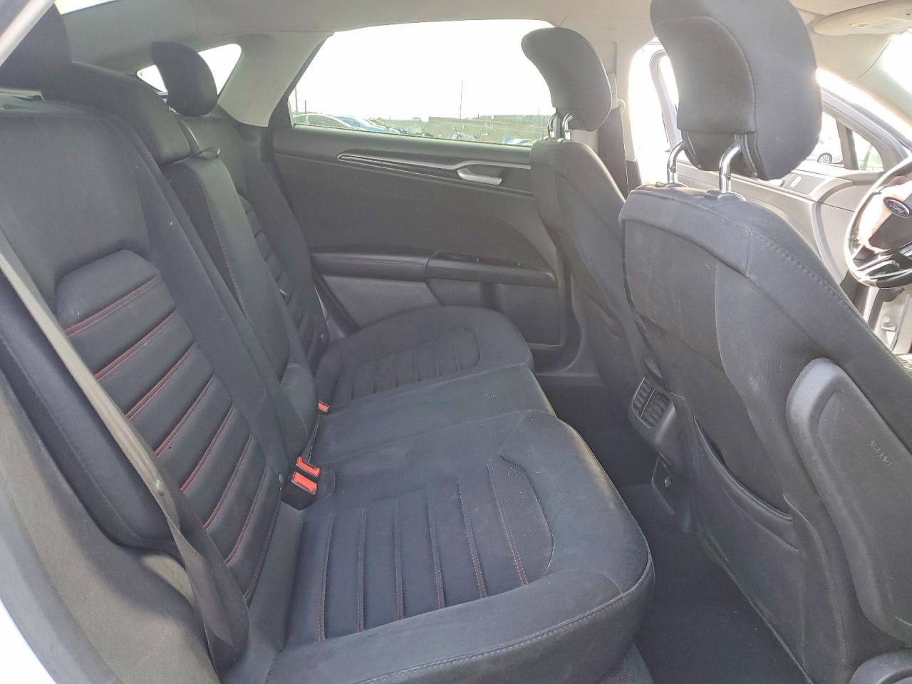 2013 Ford Fusion Se White vin: 3FA6P0H71DR363054