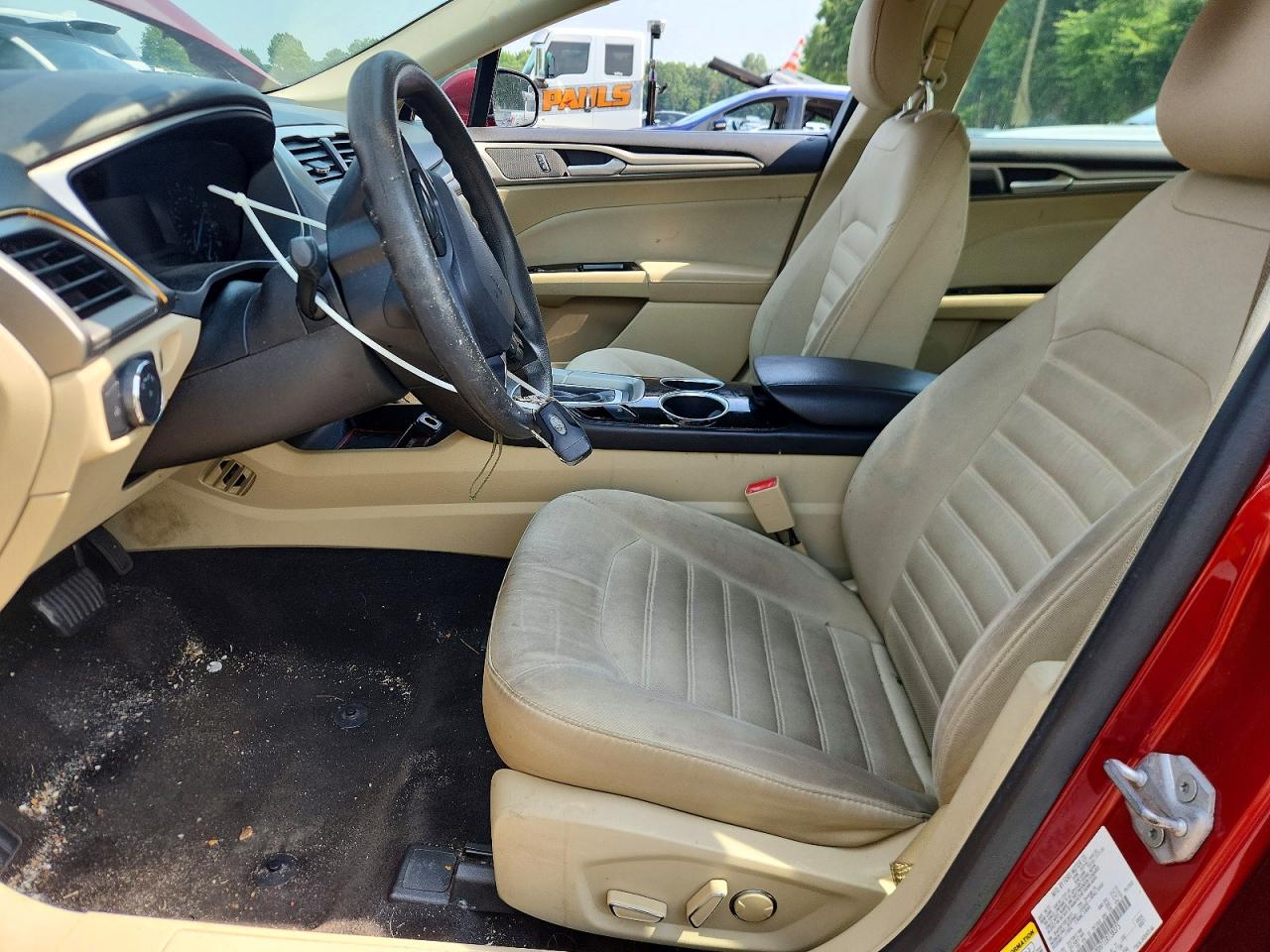 2014 Ford Fusion Se Red vin: 3FA6P0H71ER138375