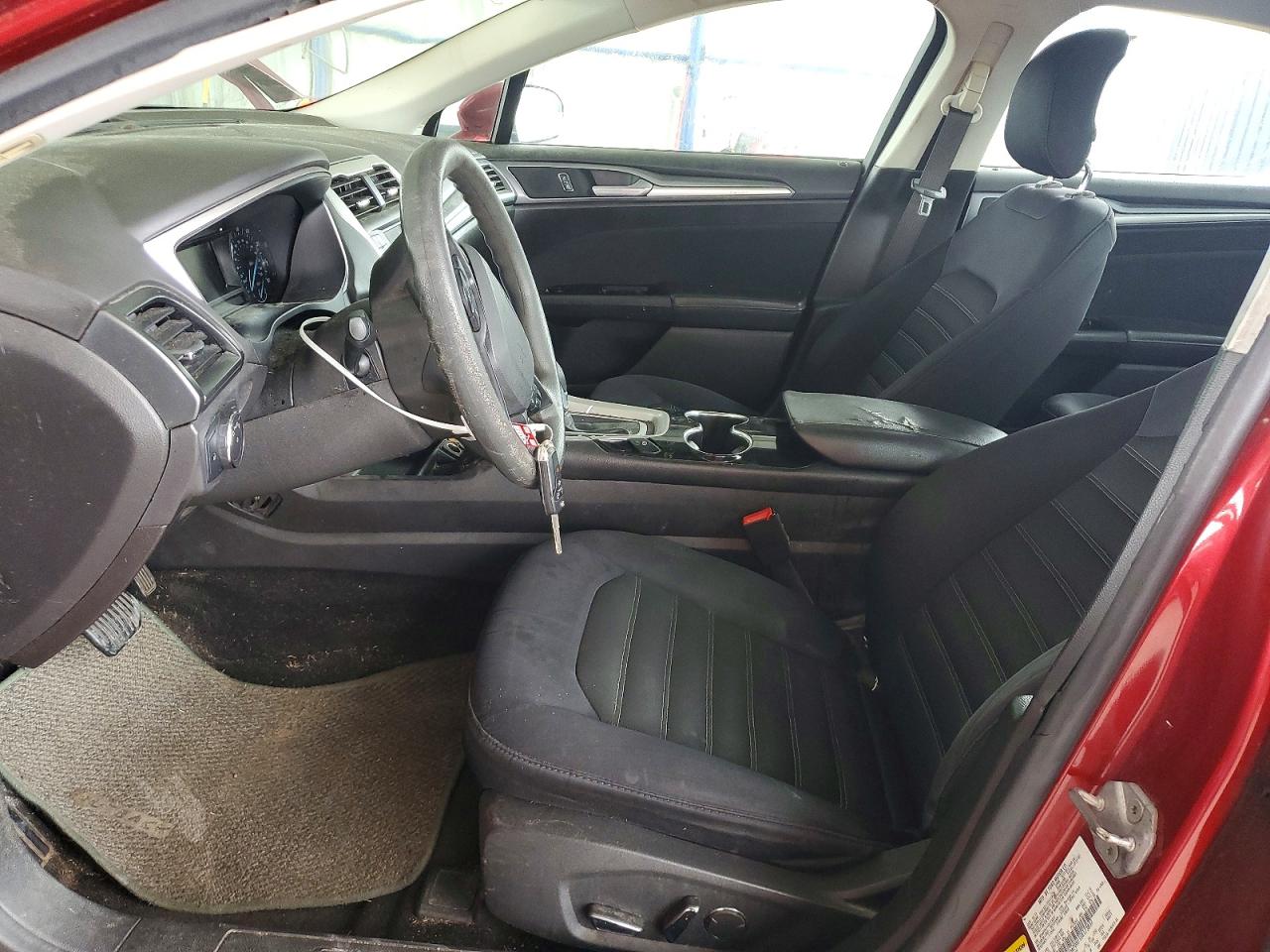 2014 Ford Fusion Se Red vin: 3FA6P0H71ER173837