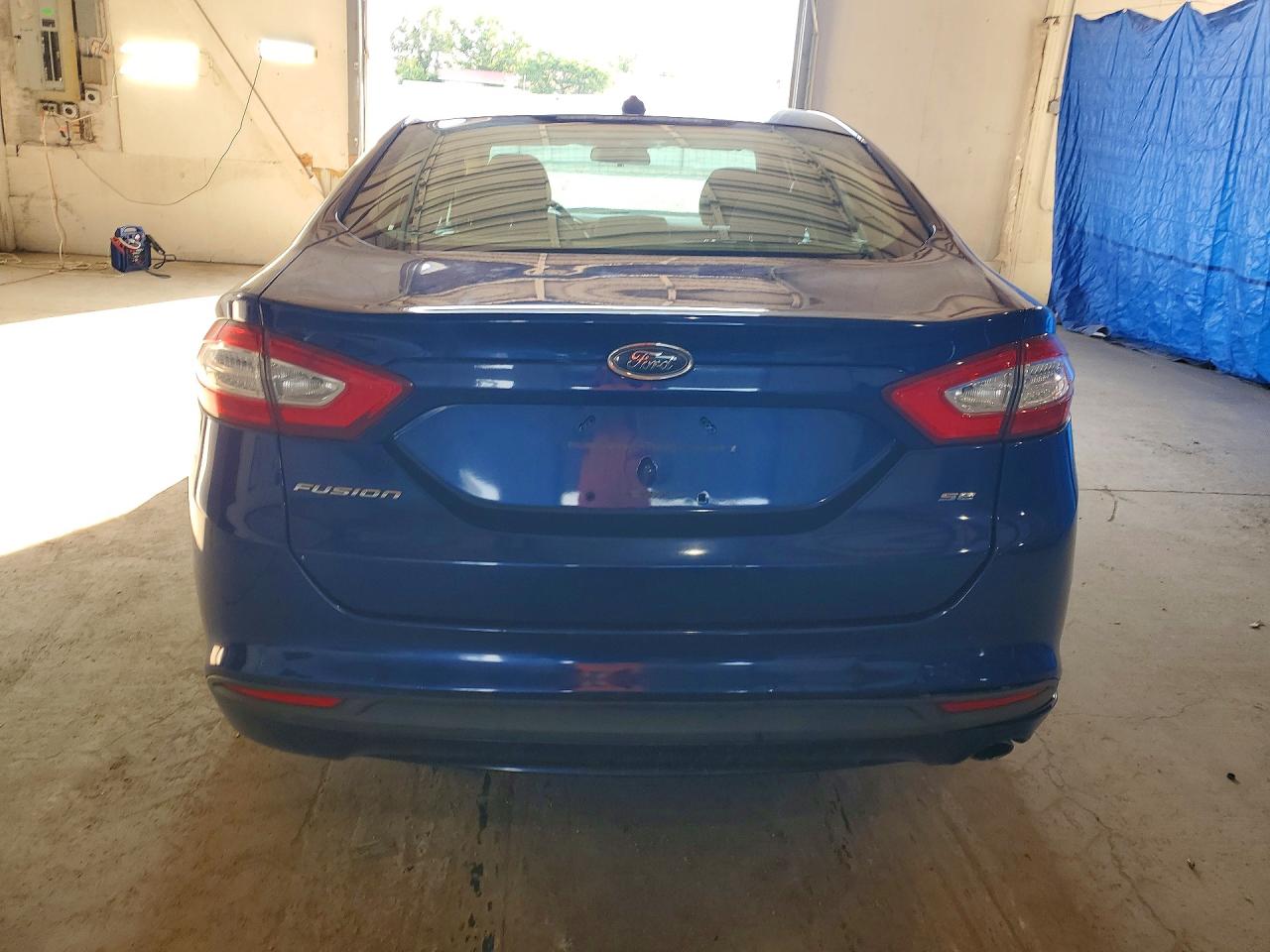 2014 Ford Fusion Se Синий vin: 3FA6P0H71ER179055