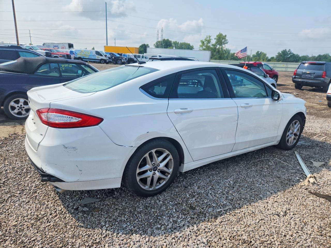 2014 Ford Fusion Se White vin: 3FA6P0H71ER244888