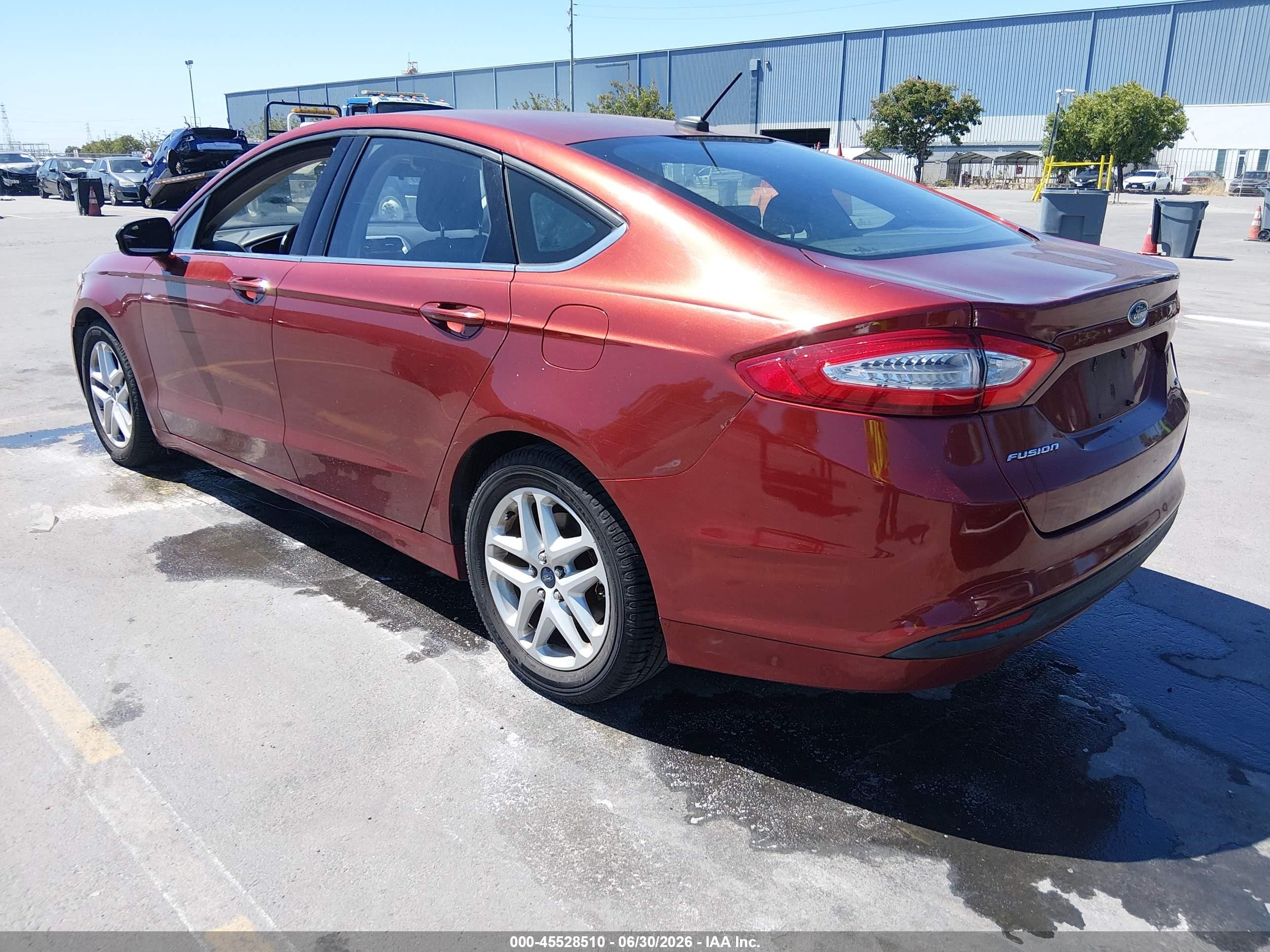 2014 Ford Fusion Se Red vin: 3FA6P0H71ER359698