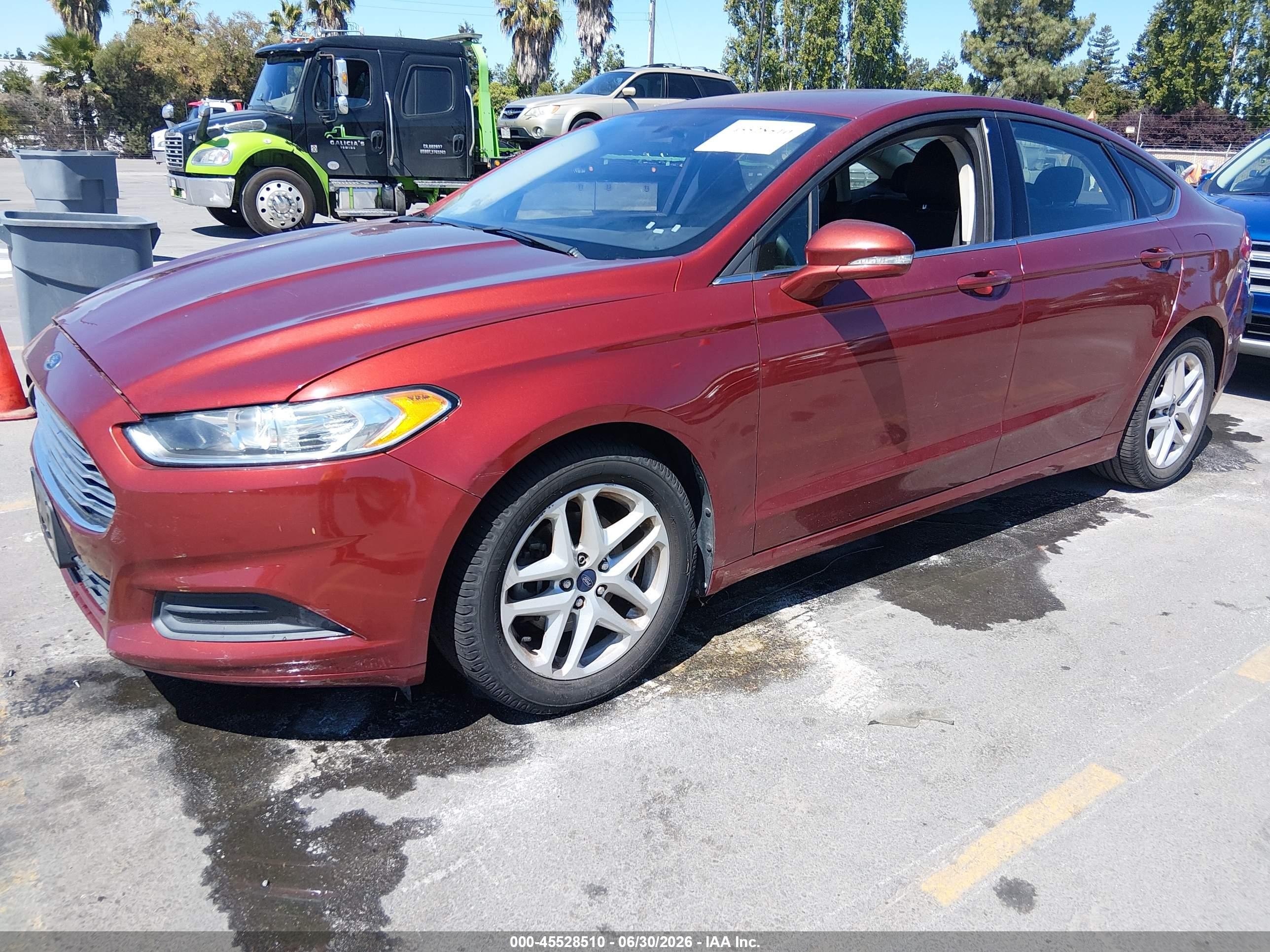 2014 Ford Fusion Se Red vin: 3FA6P0H71ER359698