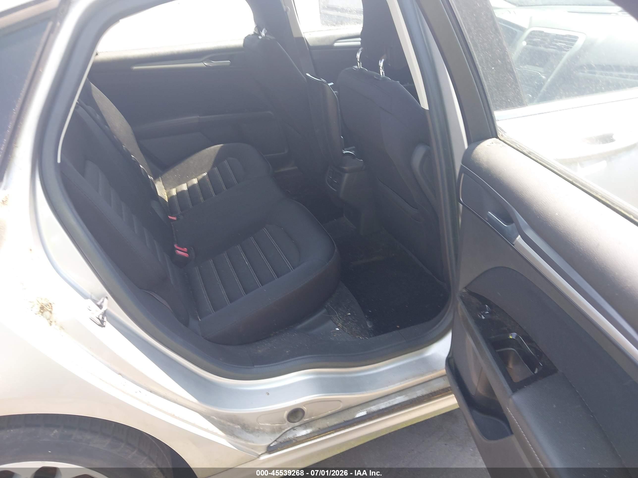 2014 Ford Fusion Se Silver vin: 3FA6P0H71ER385704