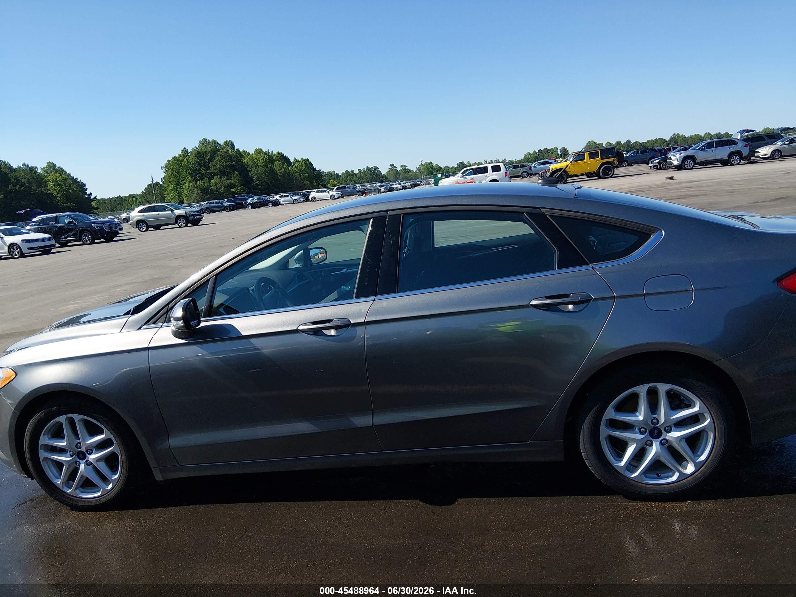 2014 Ford Fusion Se Серый vin: 3FA6P0H71ER385881