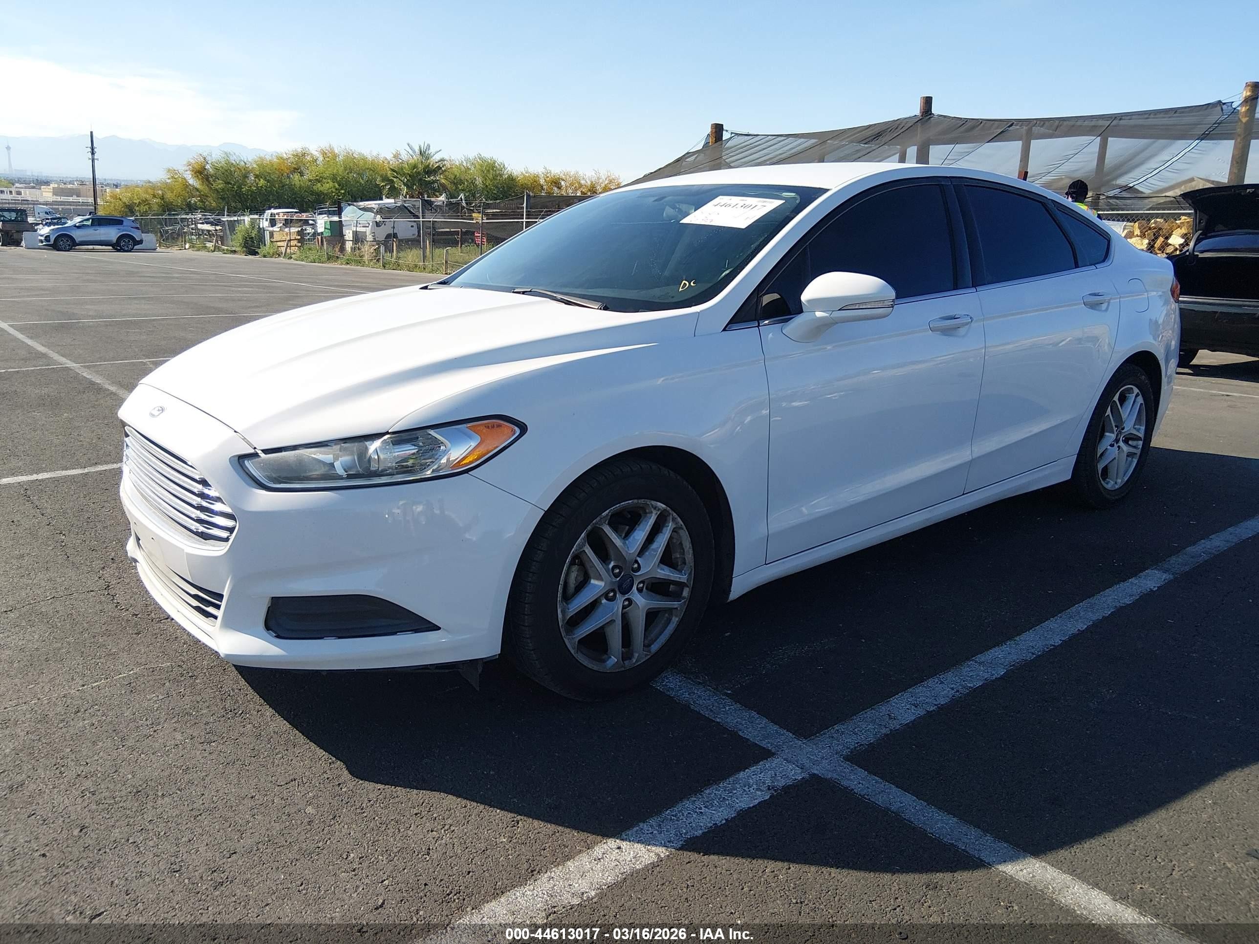 2014 Ford Fusion Se White vin: 3FA6P0H71ER394368