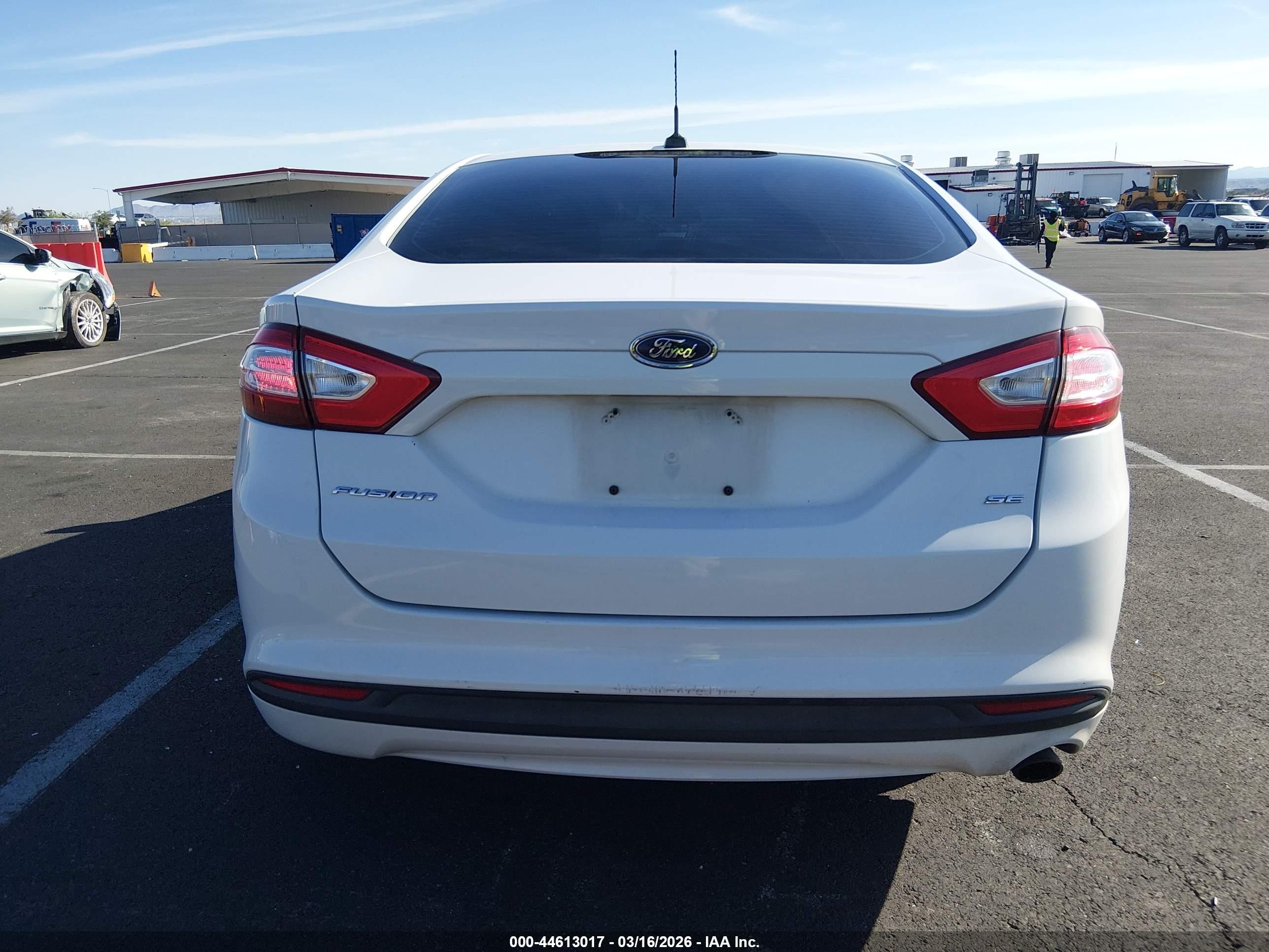 2014 Ford Fusion Se White vin: 3FA6P0H71ER394368