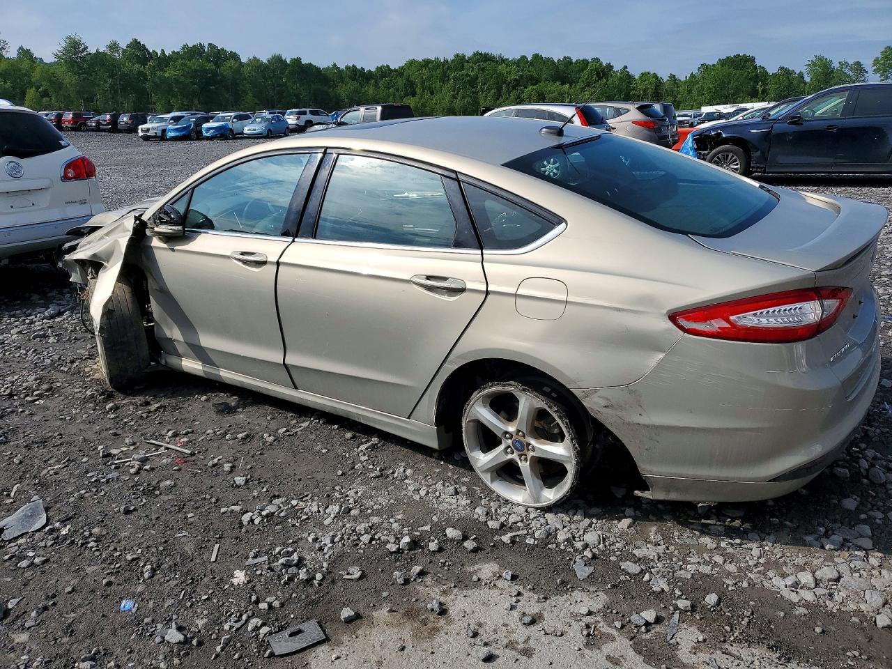2015 Ford Fusion Se Tan vin: 3FA6P0H71FR122467