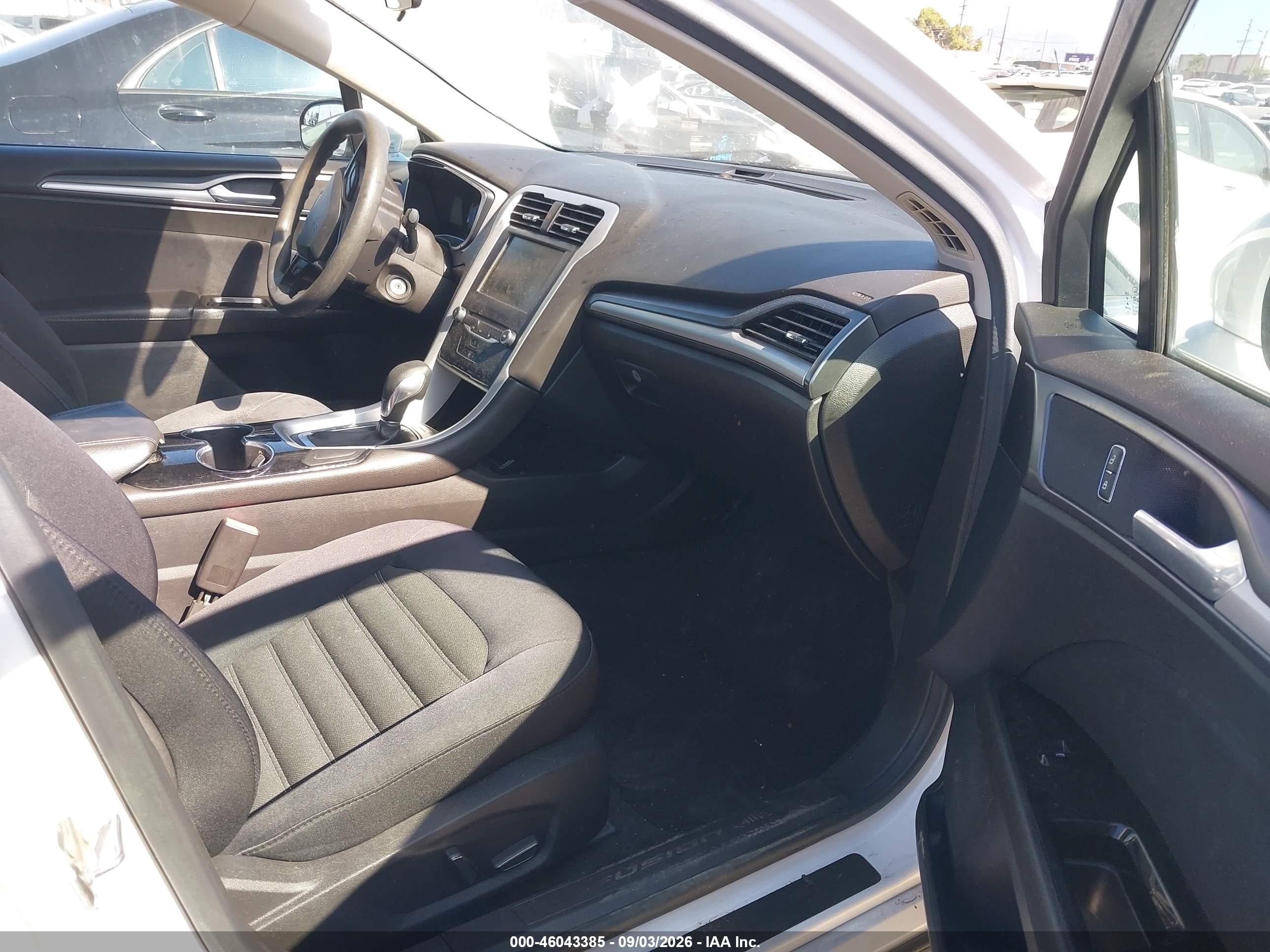 2015 Ford Fusion Se White vin: 3FA6P0H71FR128589
