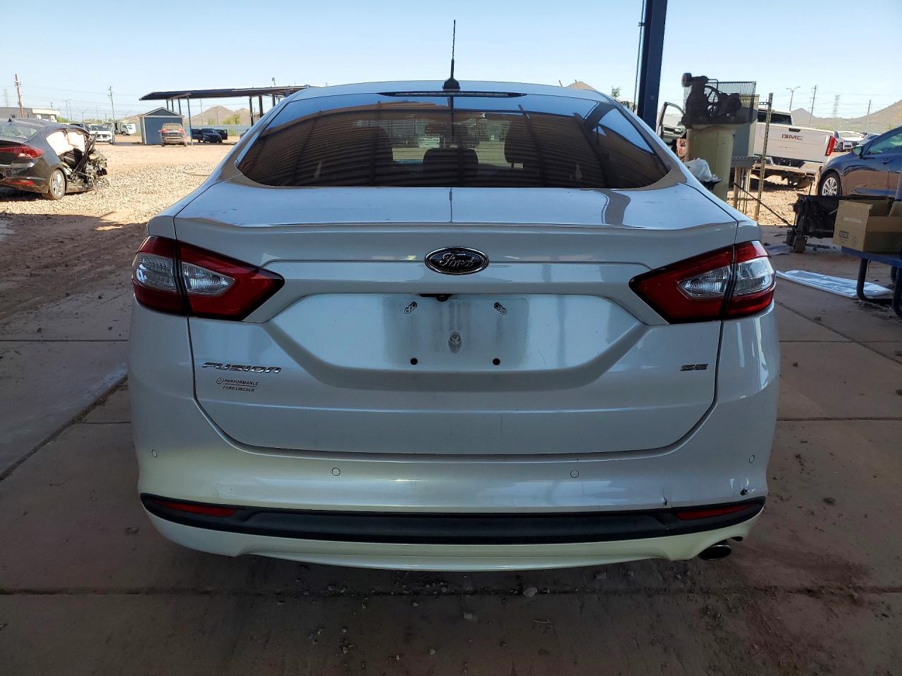 2015 Ford Fusion Se White vin: 3FA6P0H71FR234444