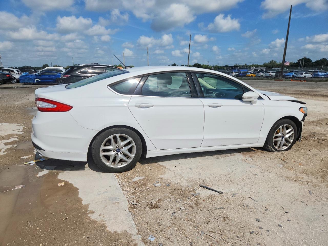 2015 Ford Fusion Se White vin: 3FA6P0H71FR274894