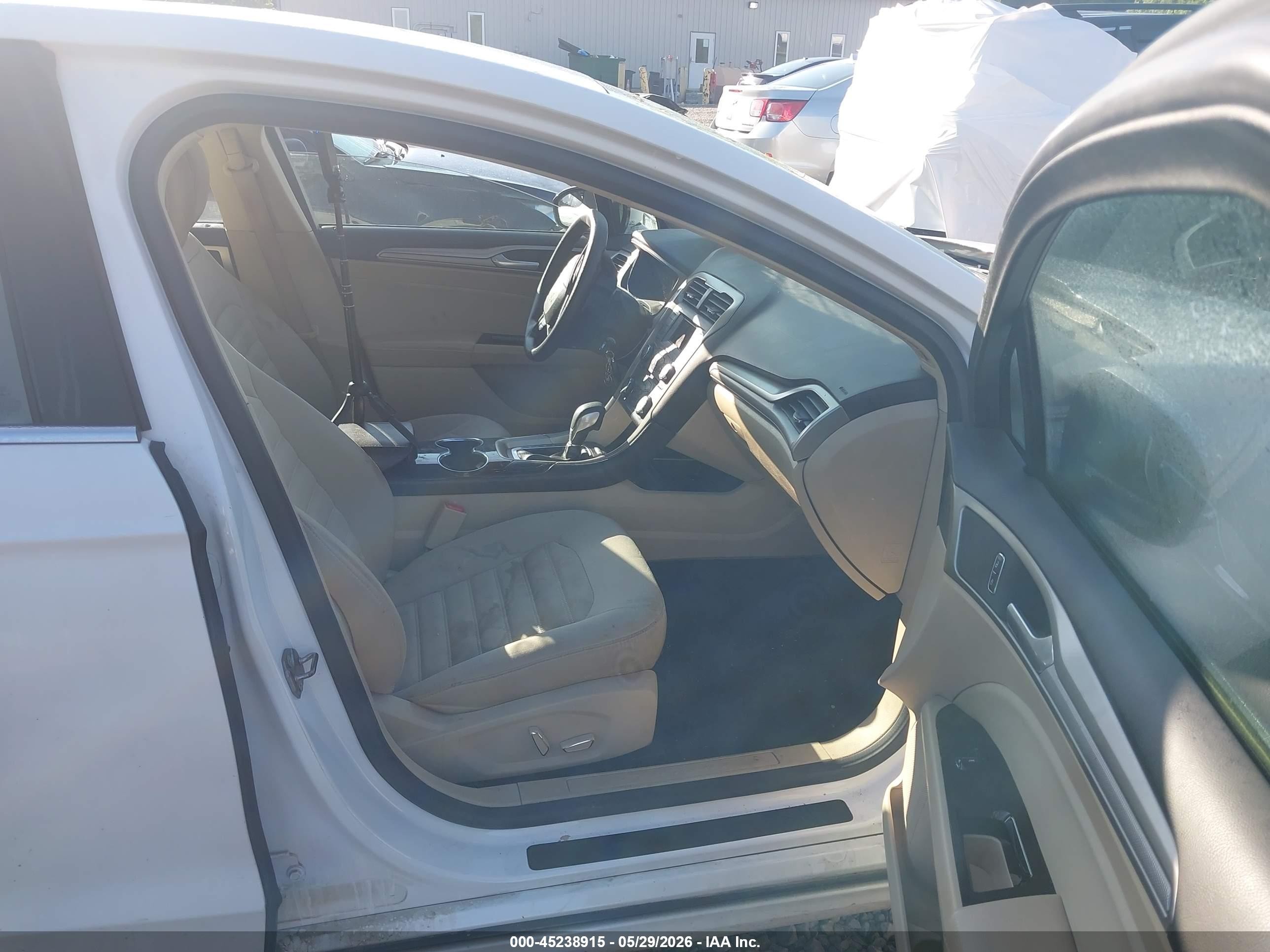 2015 Ford Fusion Se Белый vin: 3FA6P0H71FR296961