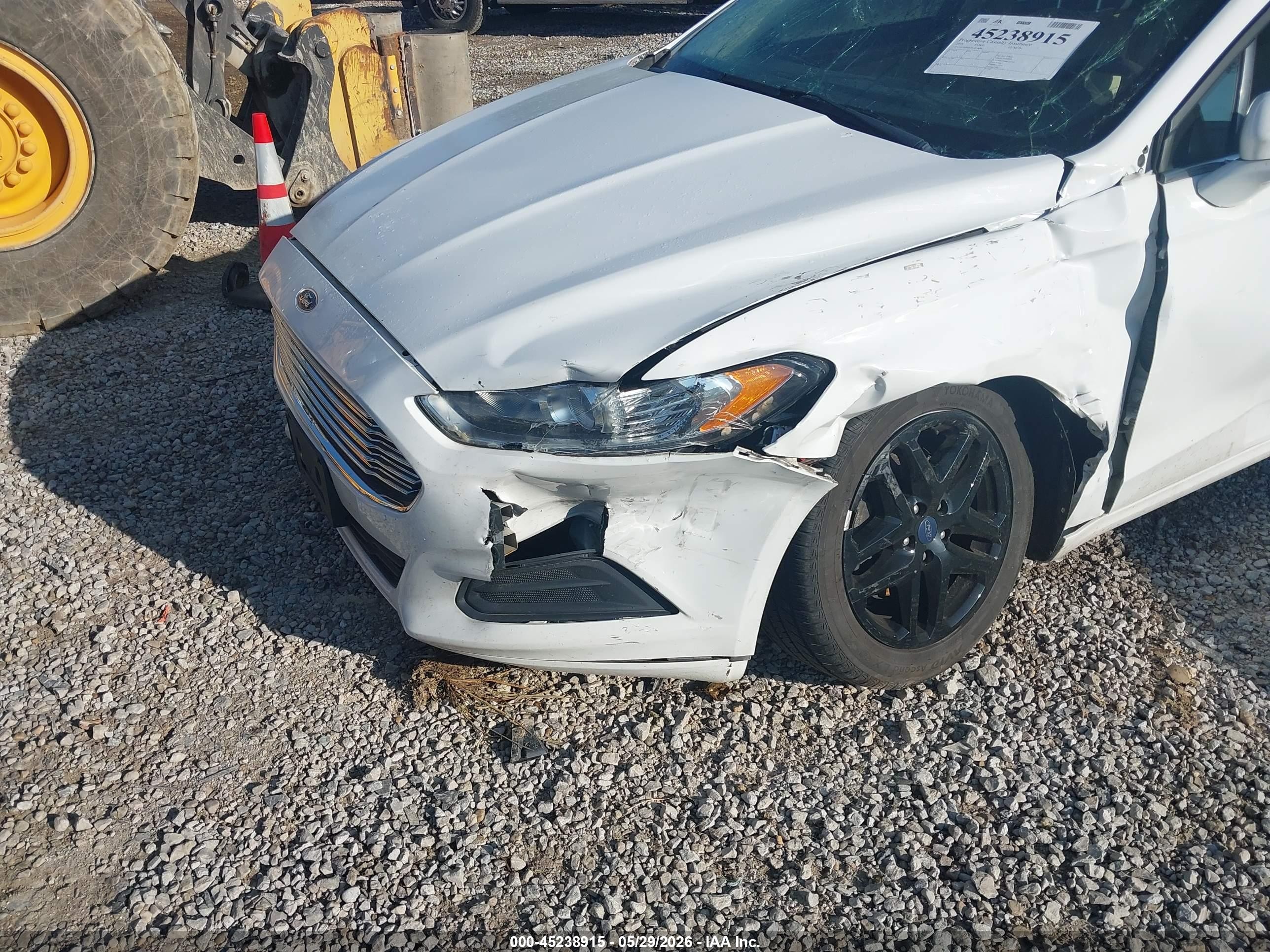 2015 Ford Fusion Se Белый vin: 3FA6P0H71FR296961