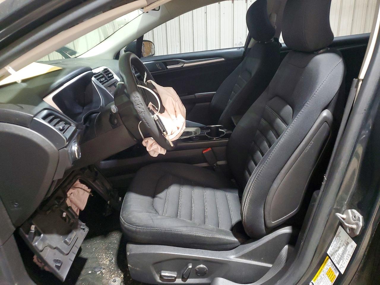 2015 Ford Fusion Se Серый vin: 3FA6P0H71FR299942