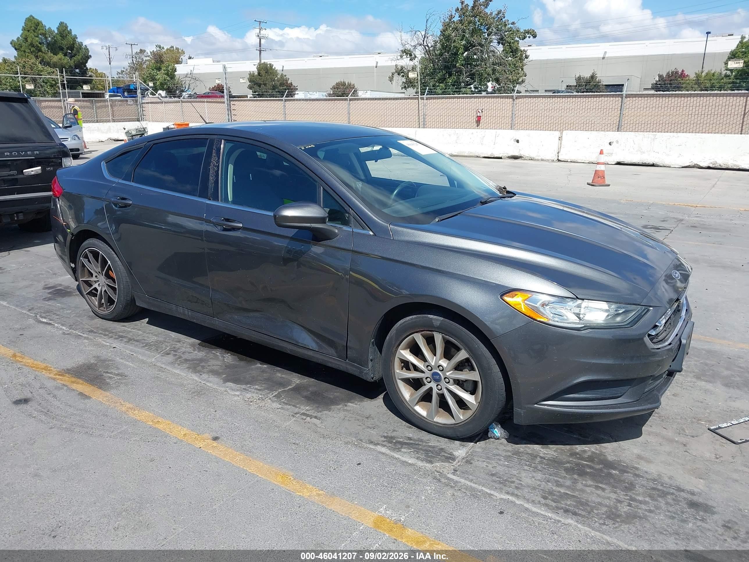 2017 Ford Fusion Se Gray vin: 3FA6P0H71HR248525