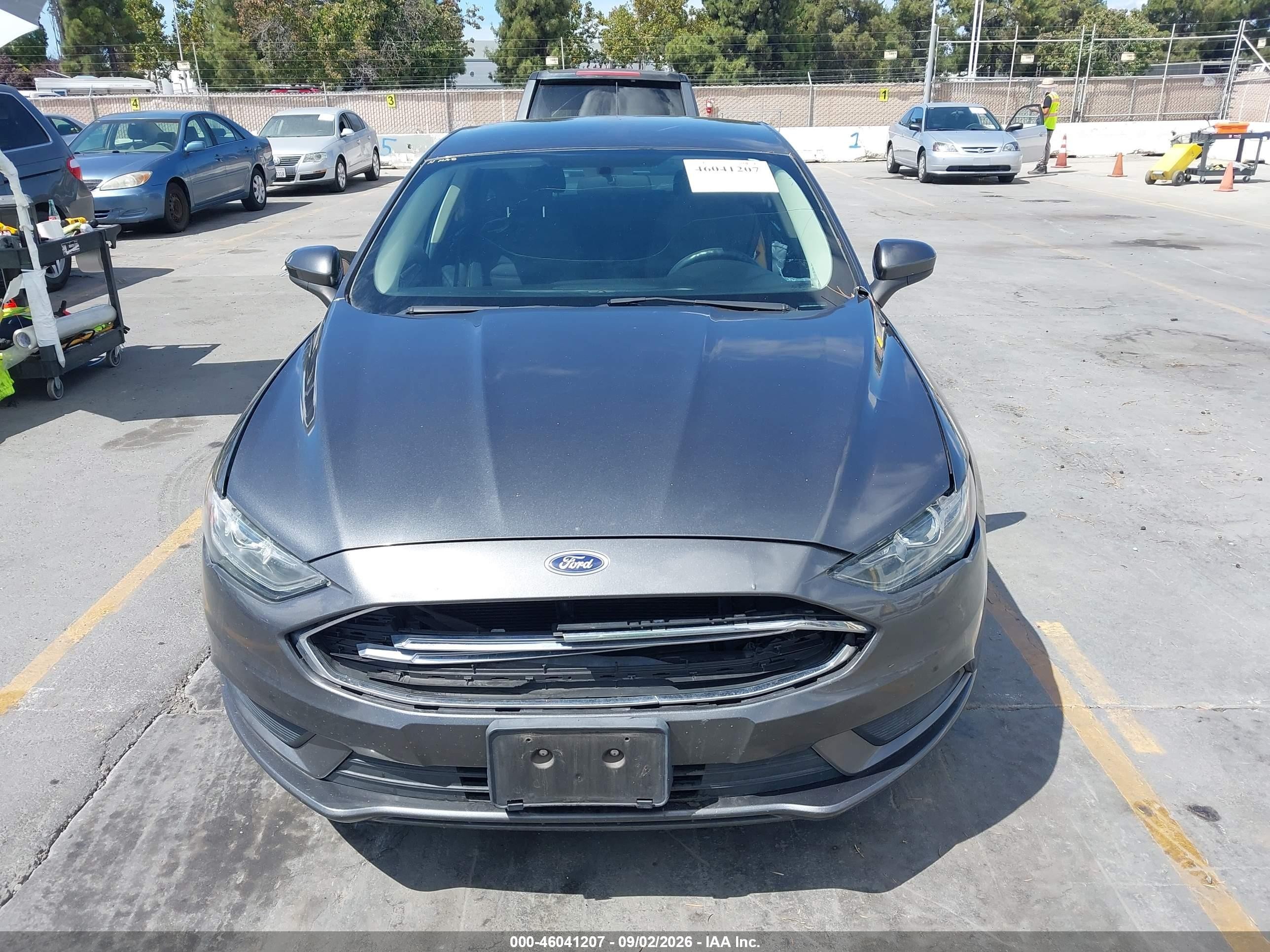 2017 Ford Fusion Se Gray vin: 3FA6P0H71HR248525