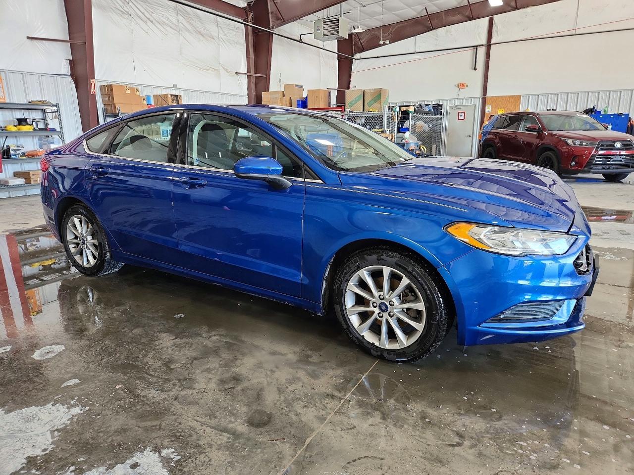 2017 Ford Fusion Se Blue vin: 3FA6P0H71HR412307
