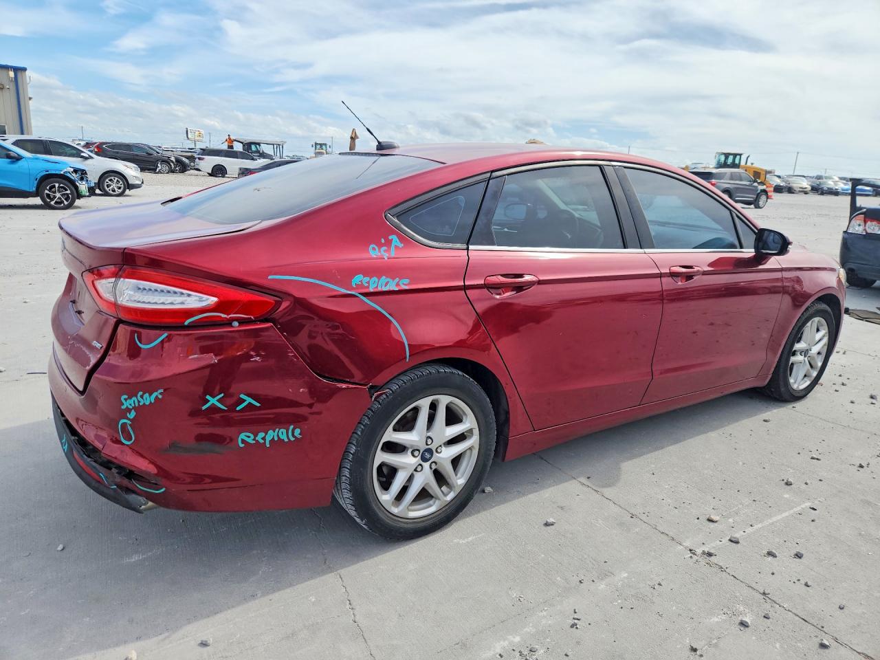 2013 Ford Fusion Se Red vin: 3FA6P0H72DR165339