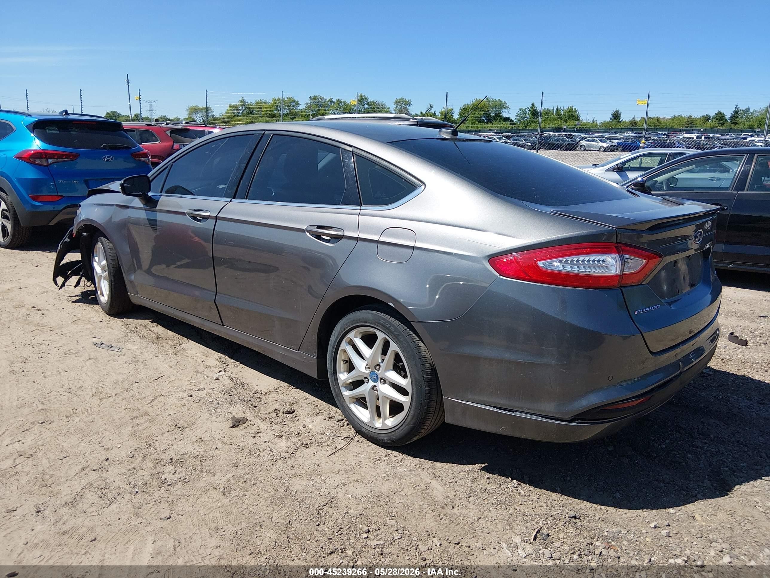 2013 Ford Fusion Se Серебряный vin: 3FA6P0H72DR208125