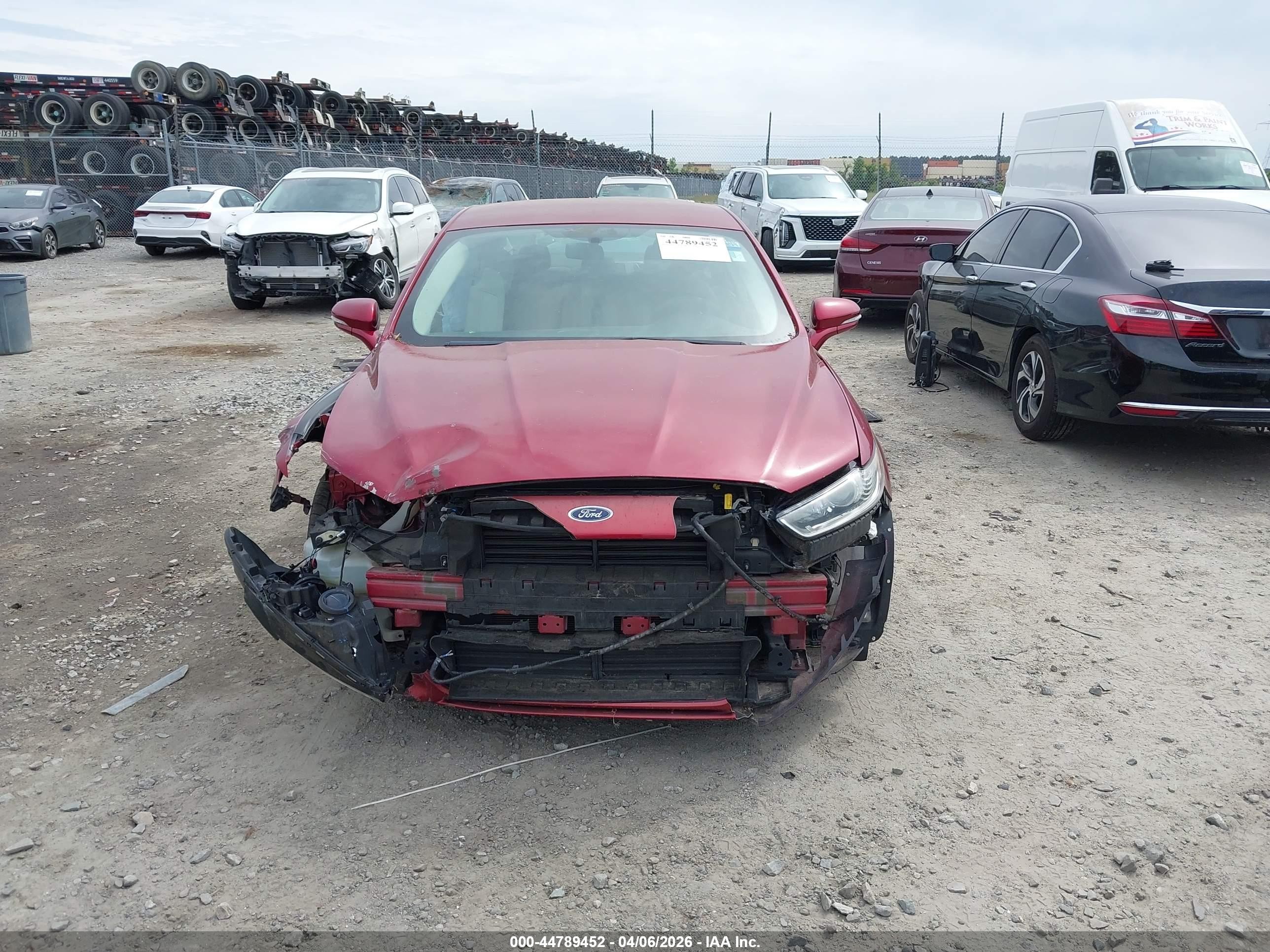 2013 Ford Fusion Se Red vin: 3FA6P0H72DR237513