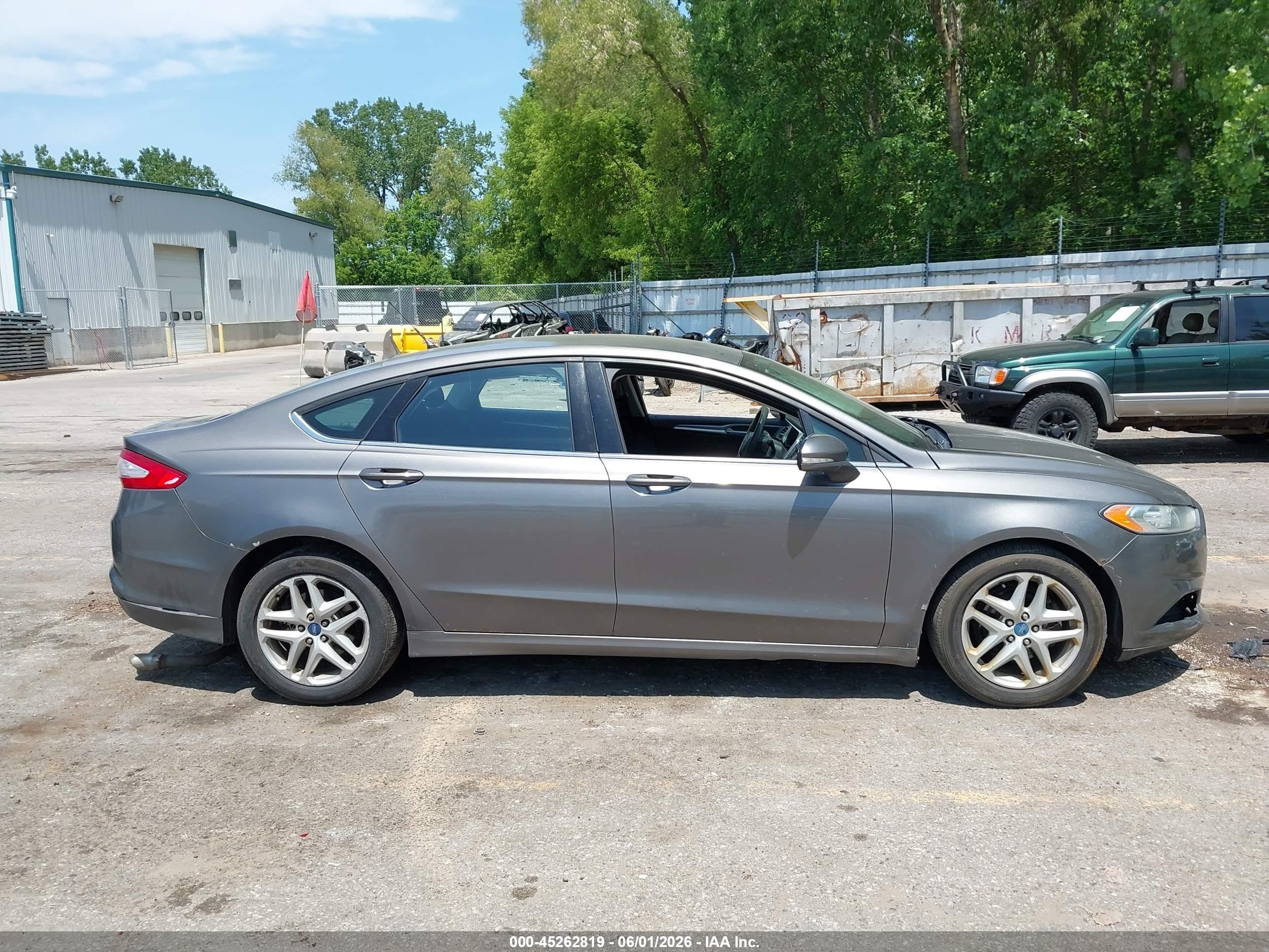 2013 Ford Fusion Se Gray vin: 3FA6P0H72DR239651