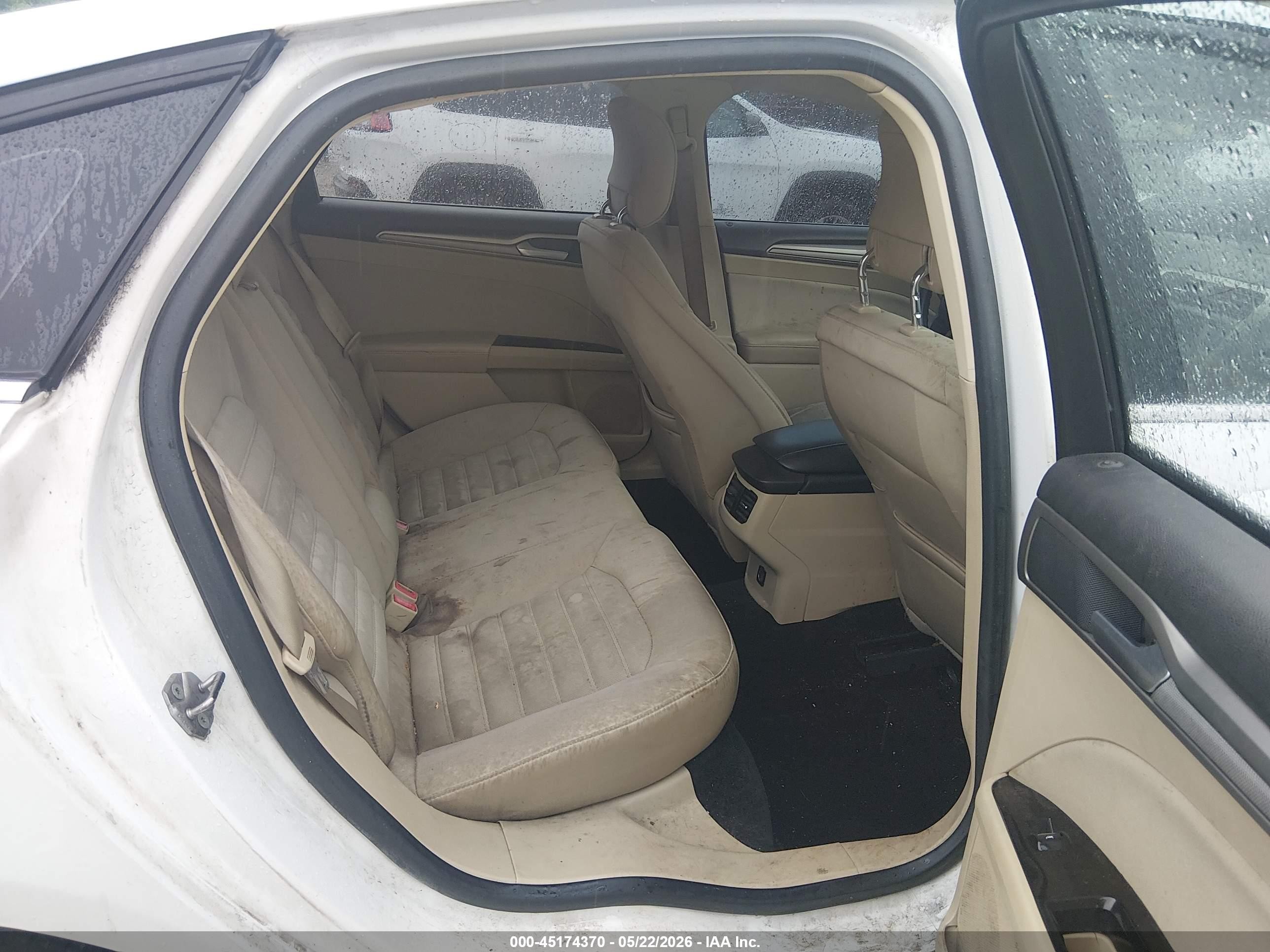 2013 Ford Fusion Se Белый vin: 3FA6P0H72DR242940