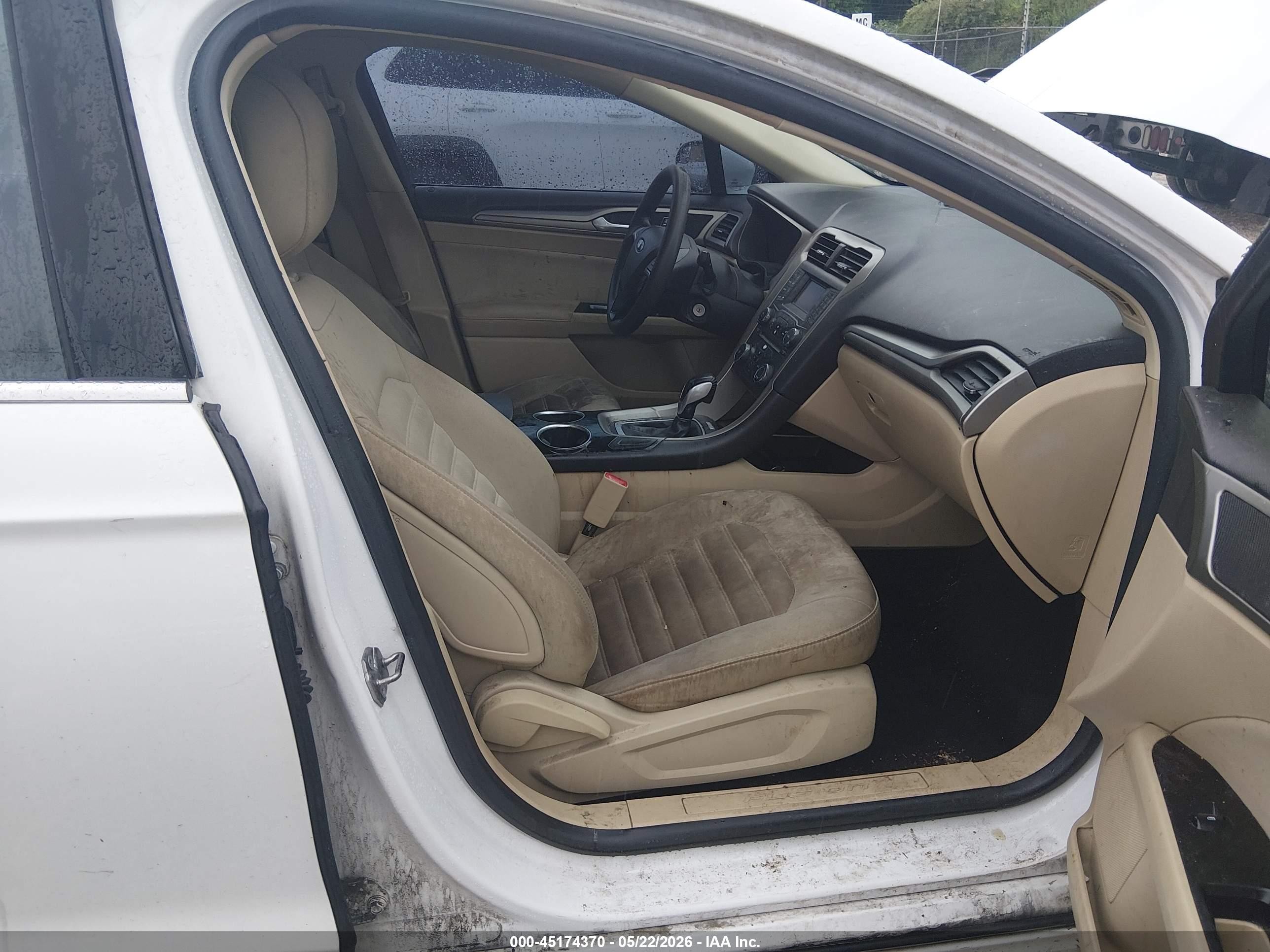 2013 Ford Fusion Se Белый vin: 3FA6P0H72DR242940