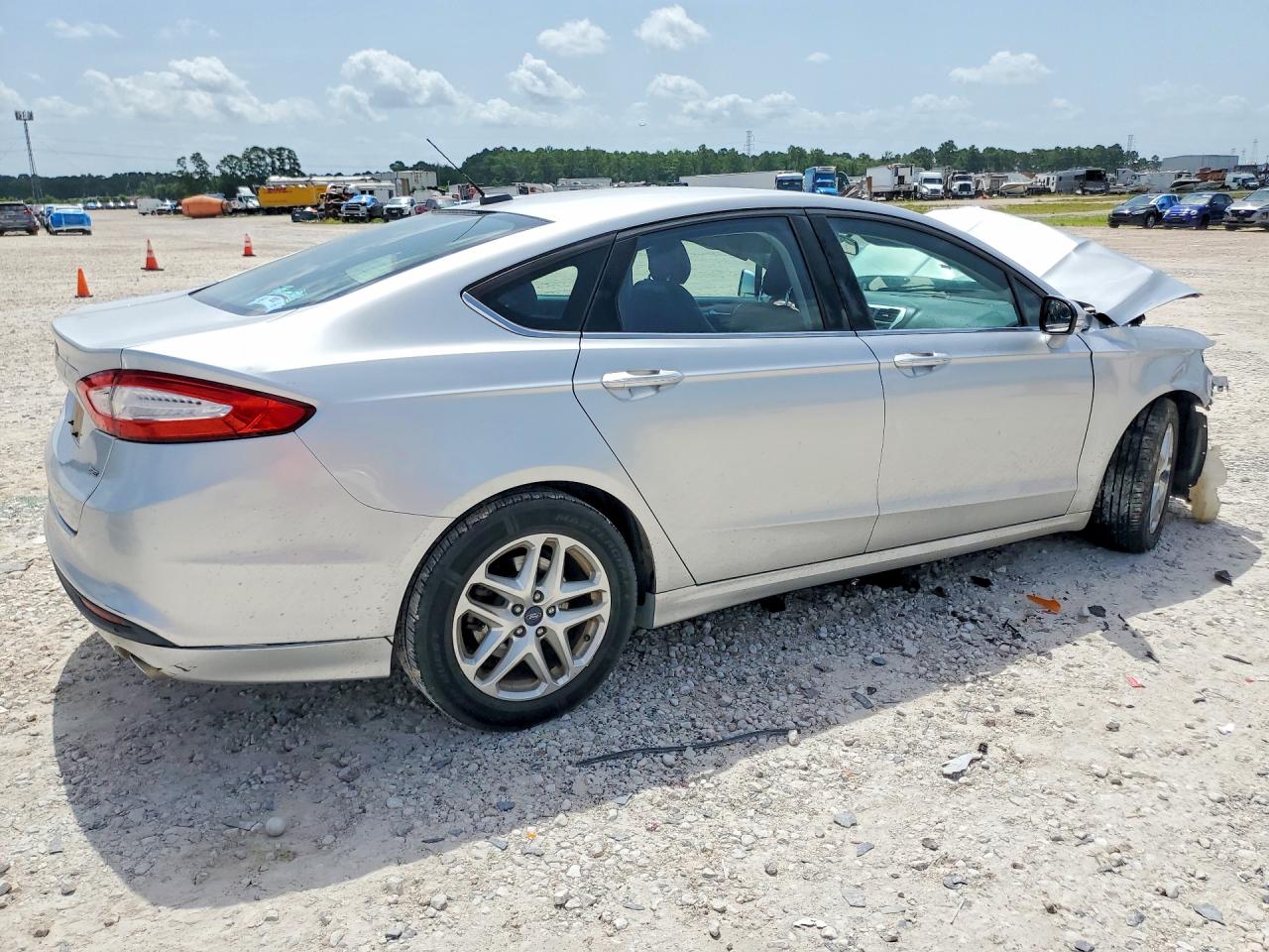 2013 Ford Fusion Se Серебряный vin: 3FA6P0H72DR290888