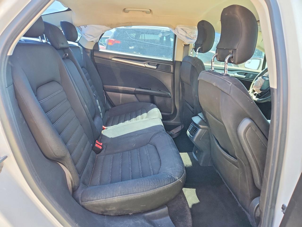 2013 Ford Fusion Se White vin: 3FA6P0H72DR305034