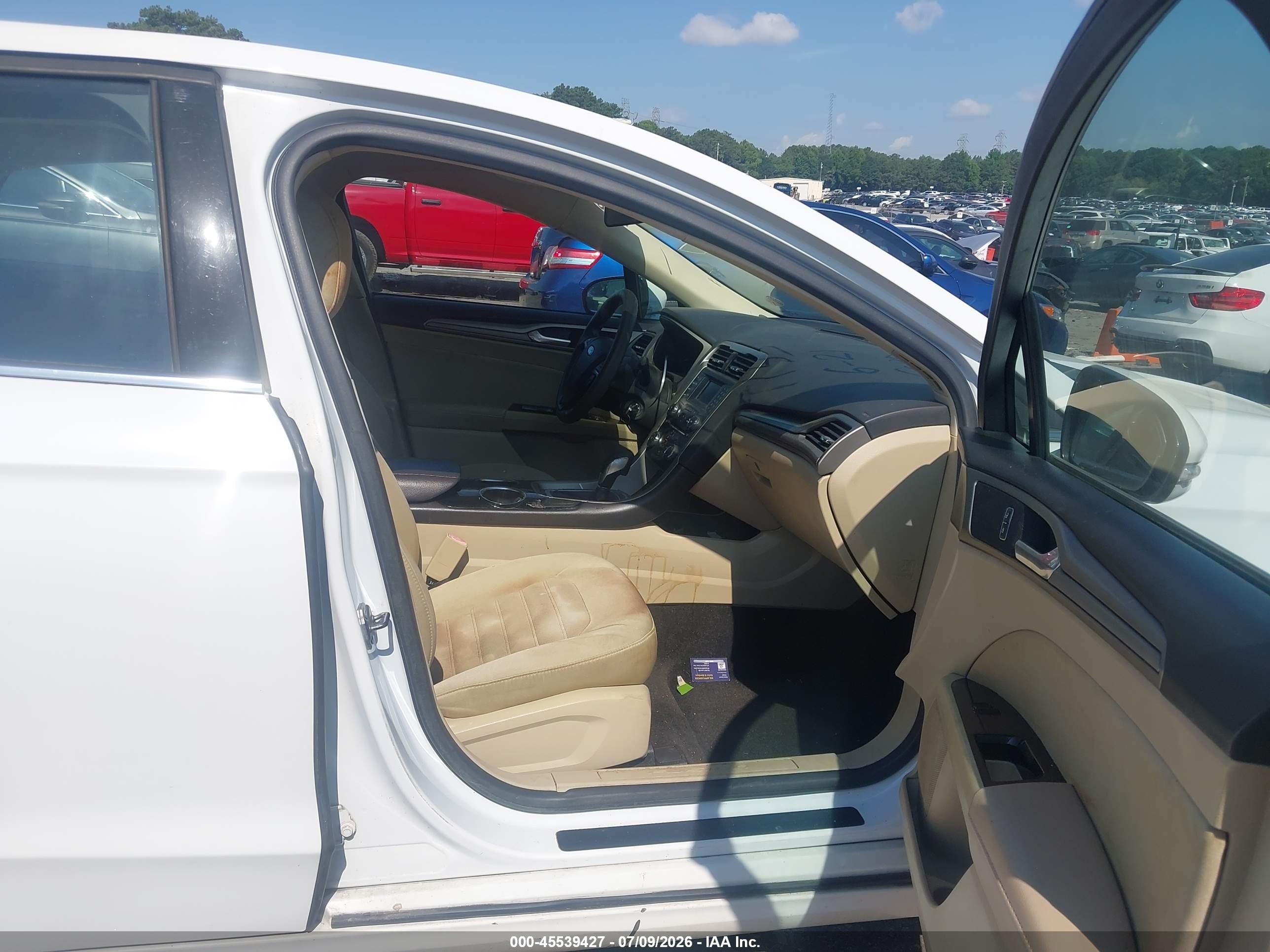 2013 Ford Fusion Se White vin: 3FA6P0H72DR337143