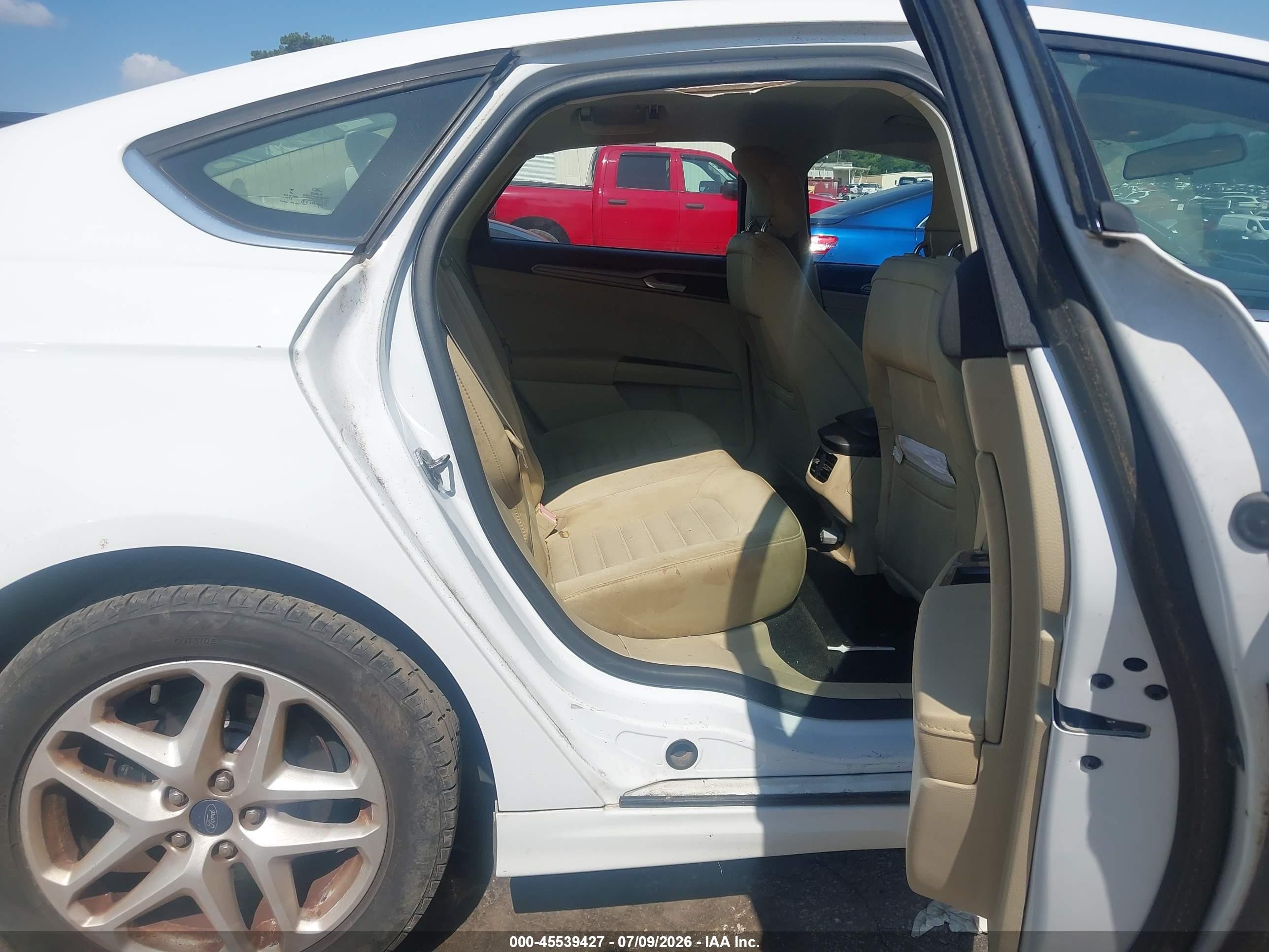 2013 Ford Fusion Se White vin: 3FA6P0H72DR337143