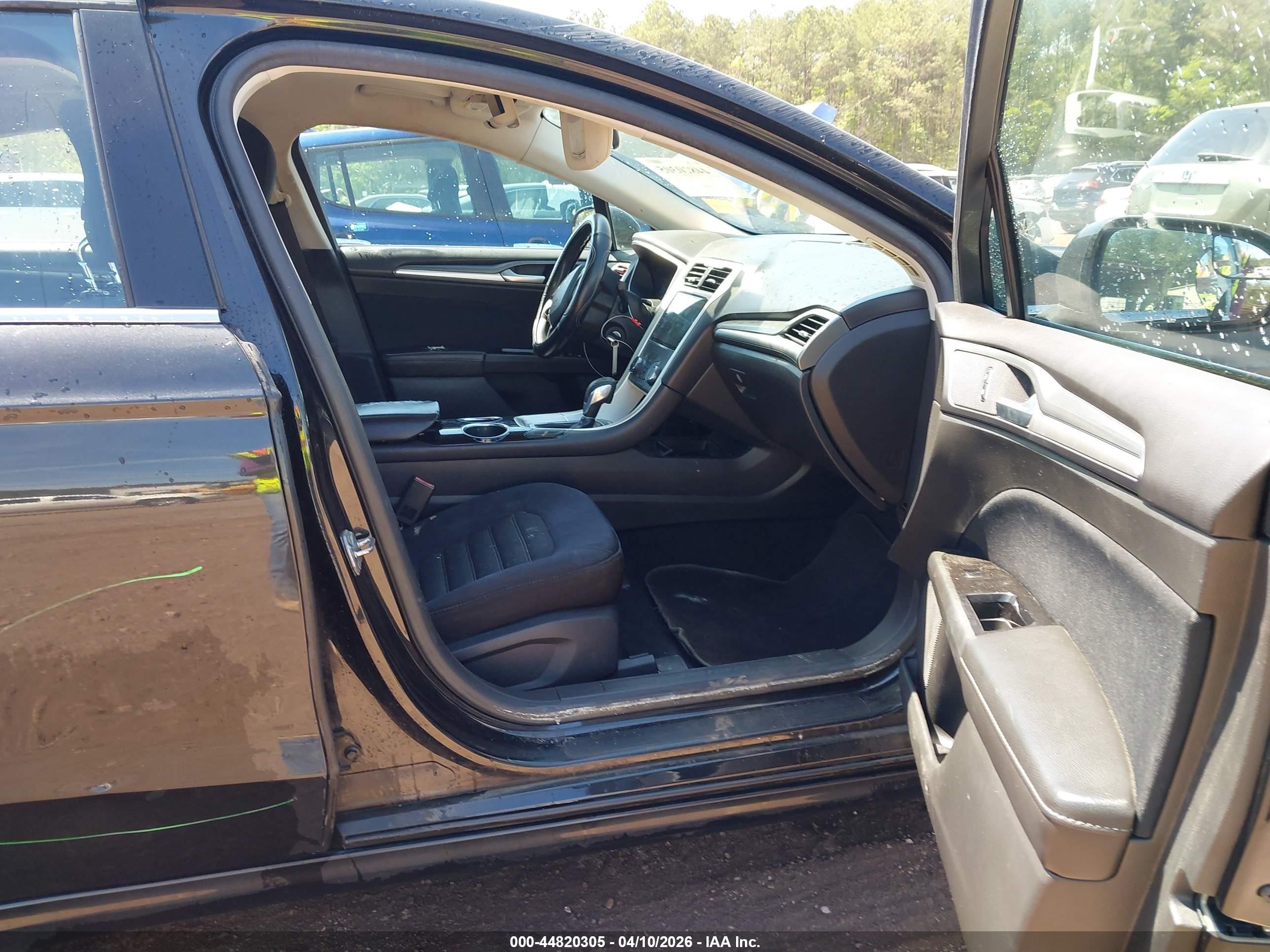 2014 Ford Fusion Se Black vin: 3FA6P0H72ER152317