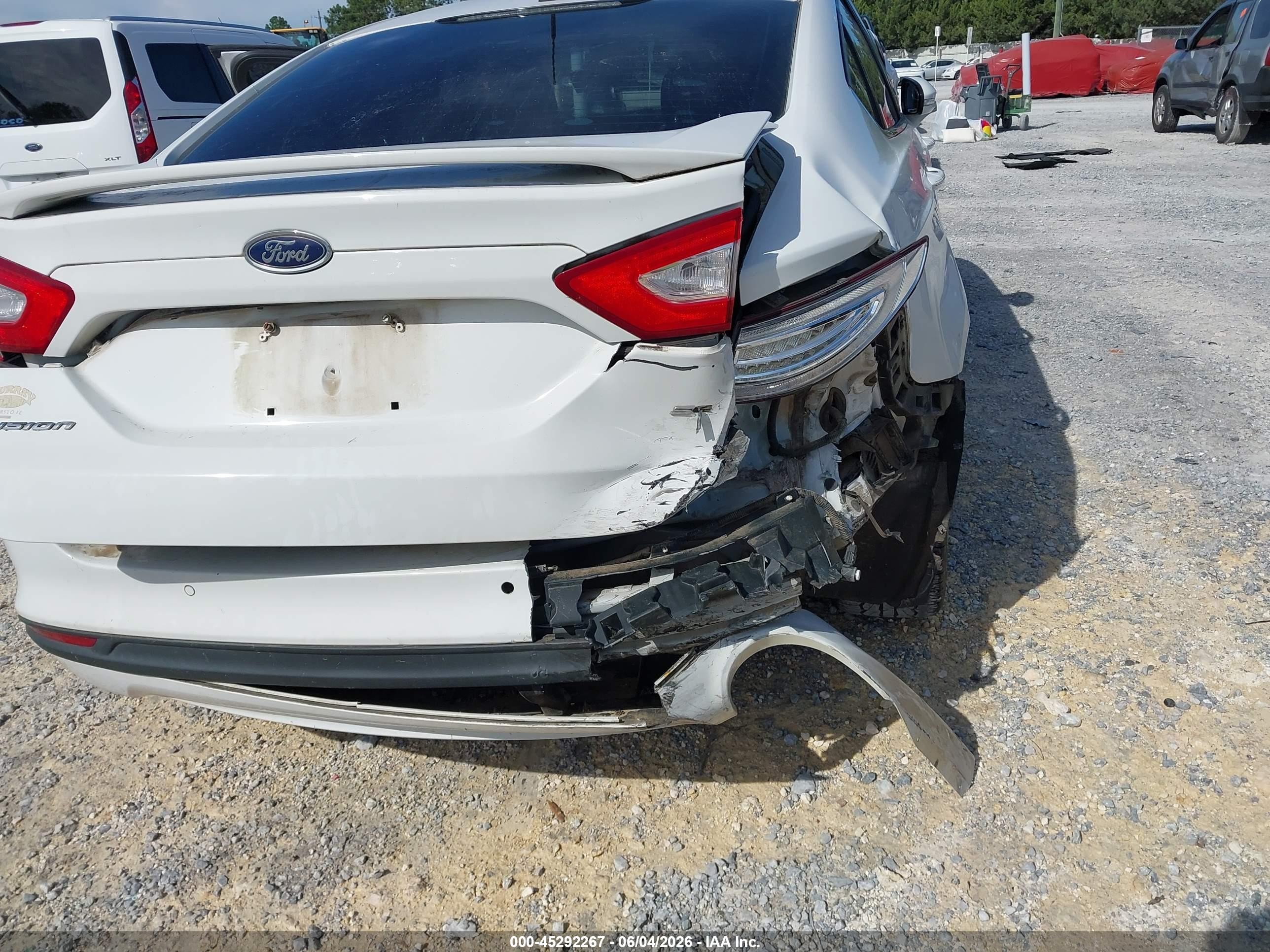 2014 Ford Fusion Se White vin: 3FA6P0H72ER155136