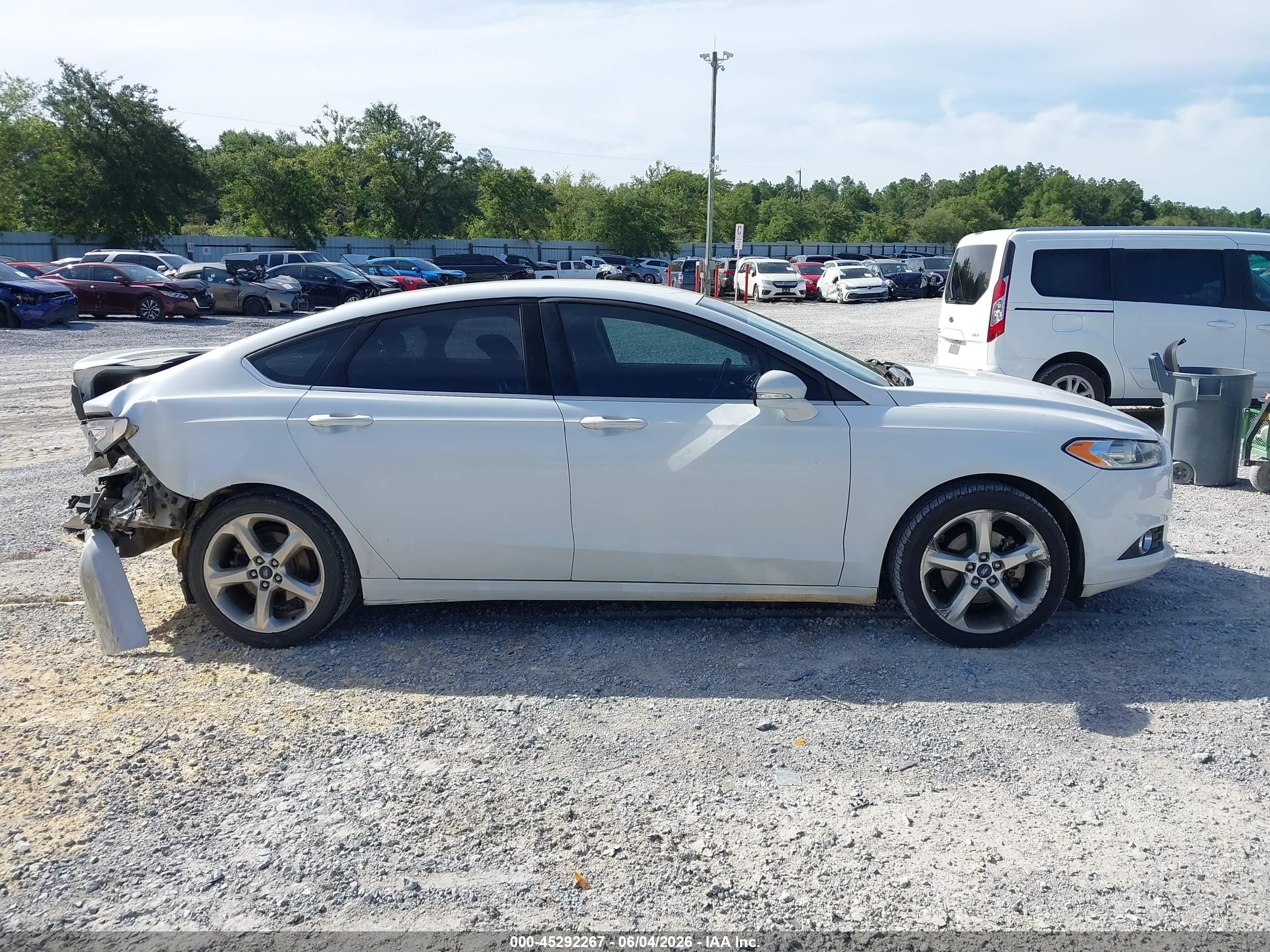 2014 Ford Fusion Se White vin: 3FA6P0H72ER155136