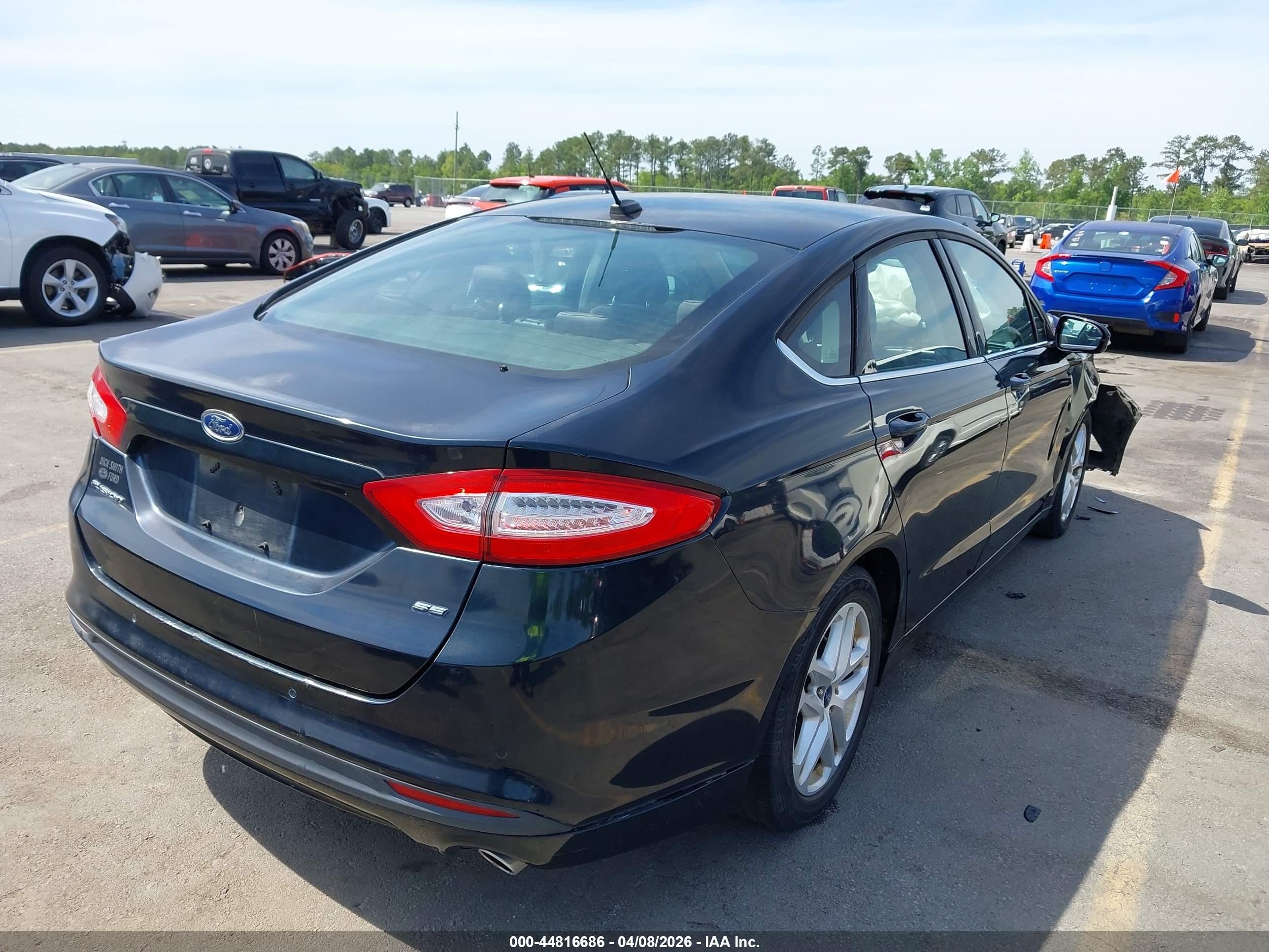 2014 Ford Fusion Se Серый vin: 3FA6P0H72ER251459