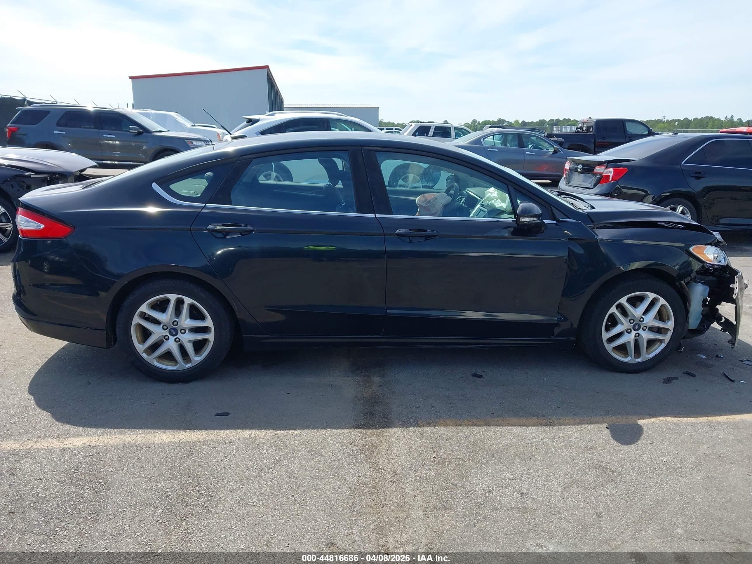 2014 Ford Fusion Se Серый vin: 3FA6P0H72ER251459