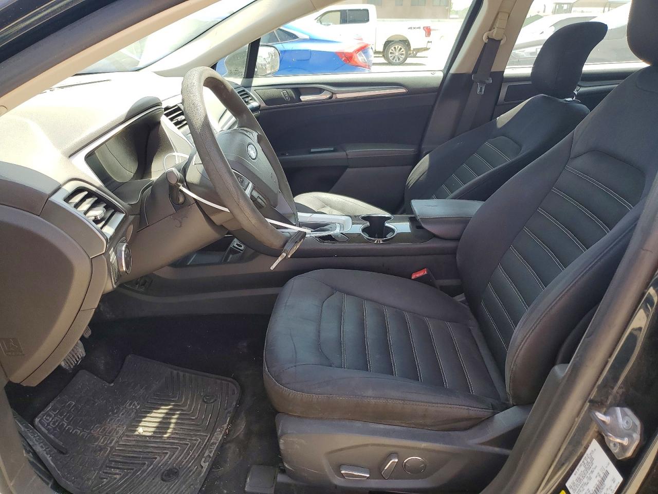 2014 Ford Fusion Se Черный vin: 3FA6P0H72ER290522