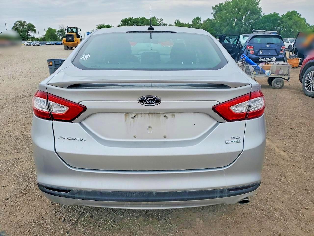 2014 Ford Fusion Se Серебряный vin: 3FA6P0H72ER333420