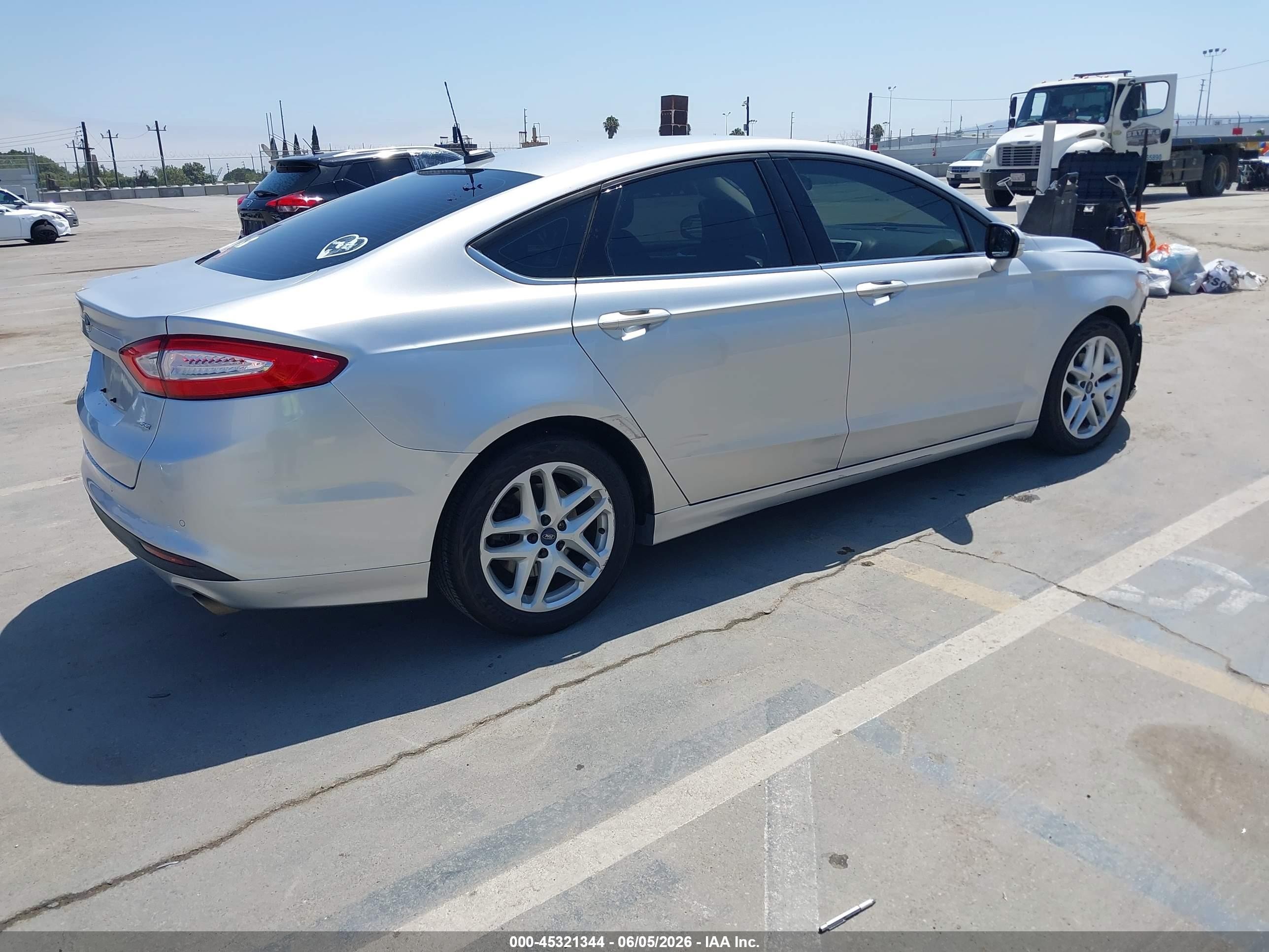 2015 Ford Fusion Se Silver vin: 3FA6P0H72FR183438