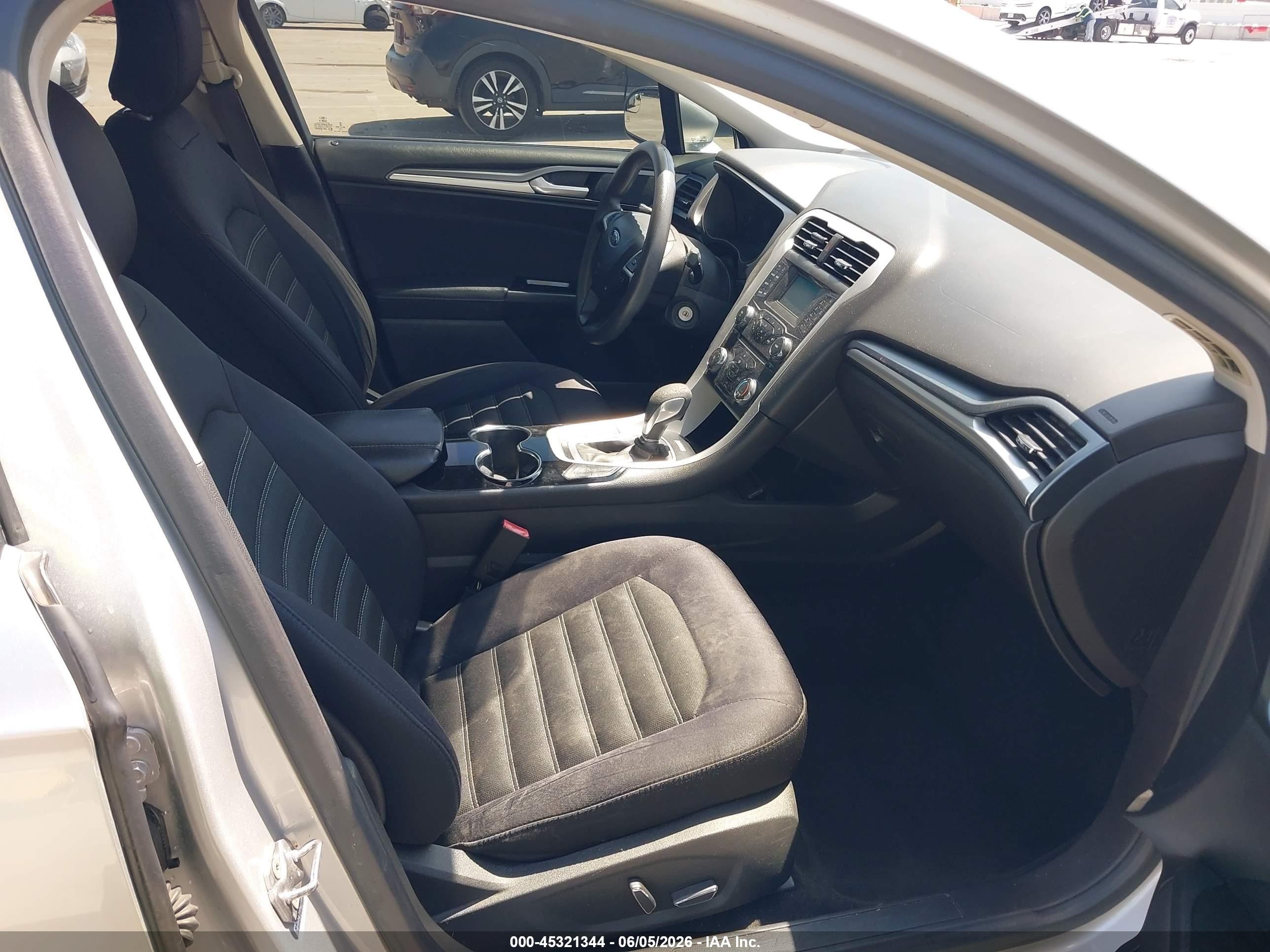 2015 Ford Fusion Se Silver vin: 3FA6P0H72FR183438
