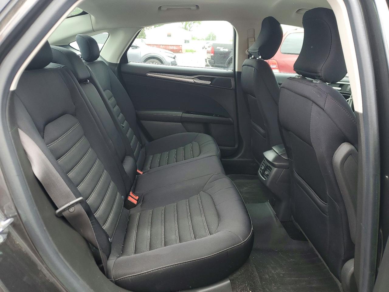 2015 Ford Fusion Se Gray vin: 3FA6P0H72FR193130
