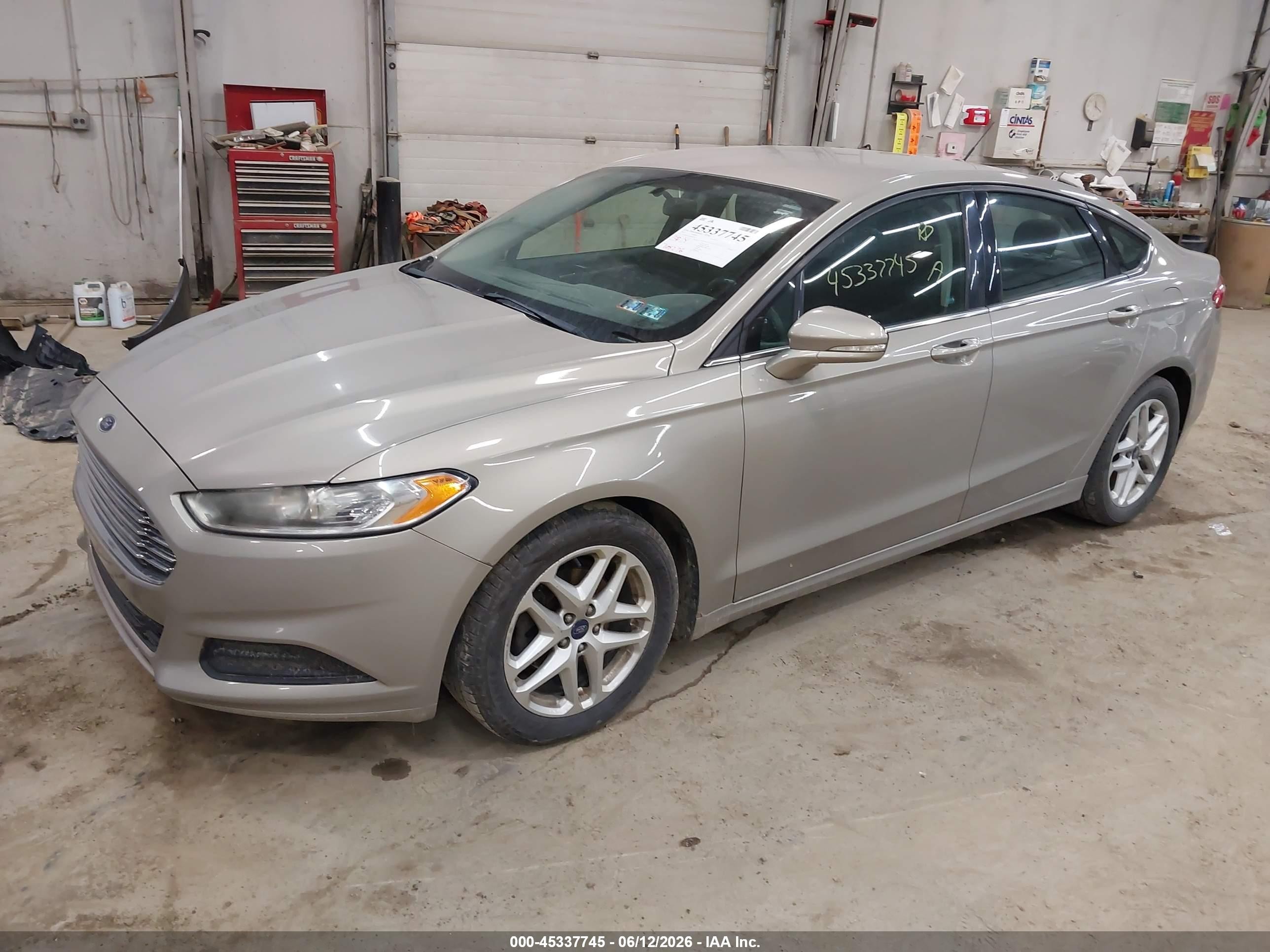 2015 Ford Fusion Se Gold vin: 3FA6P0H72FR204708