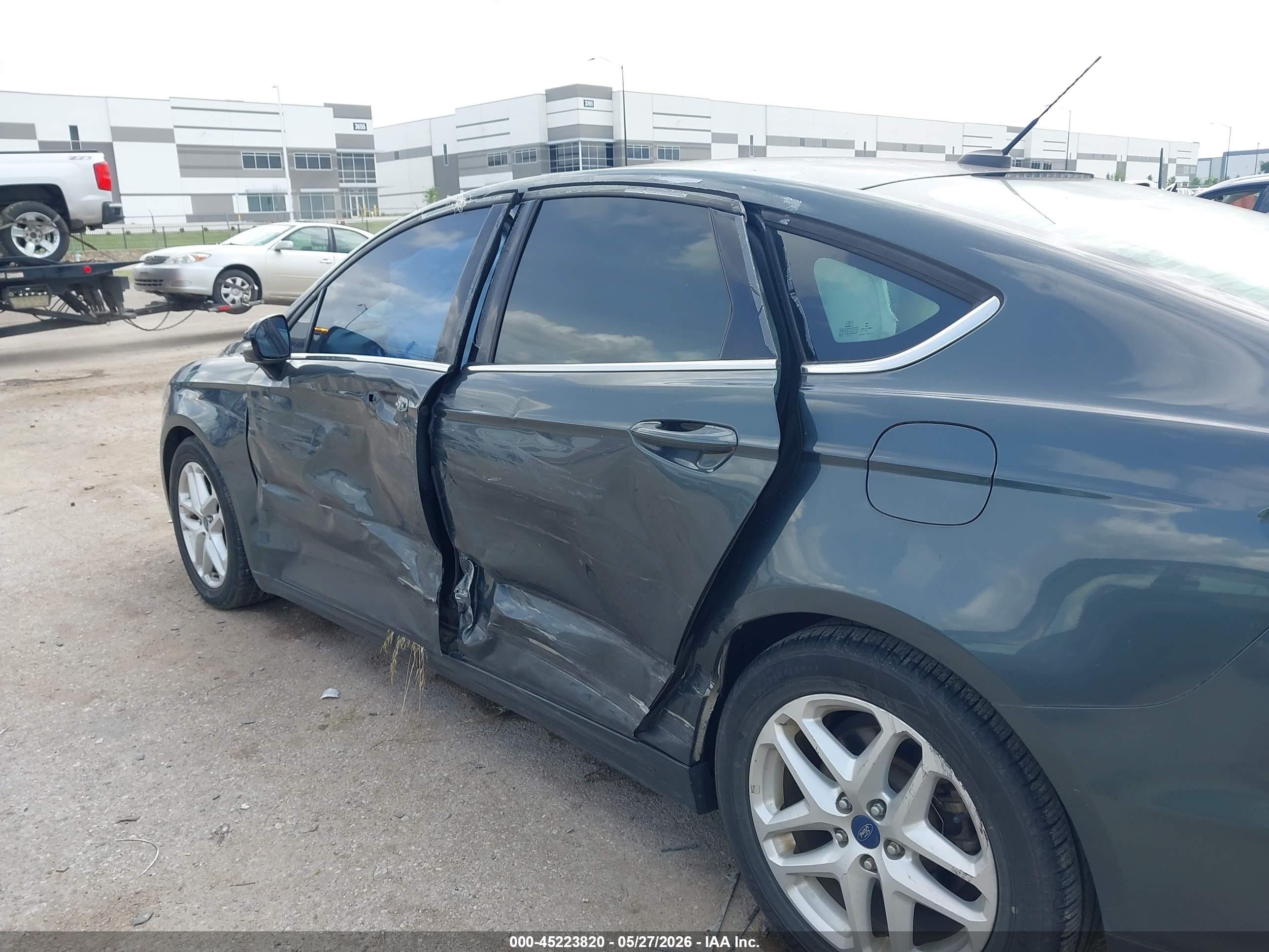 2015 Ford Fusion Se Черный vin: 3FA6P0H72FR263712