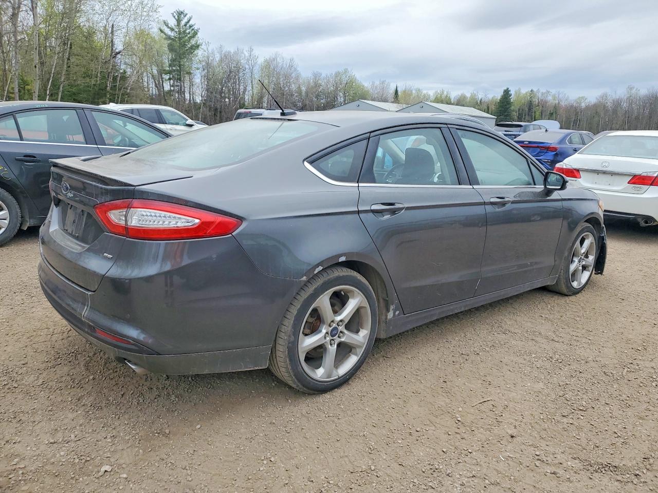 2016 Ford Fusion Se Gray vin: 3FA6P0H72GR371815