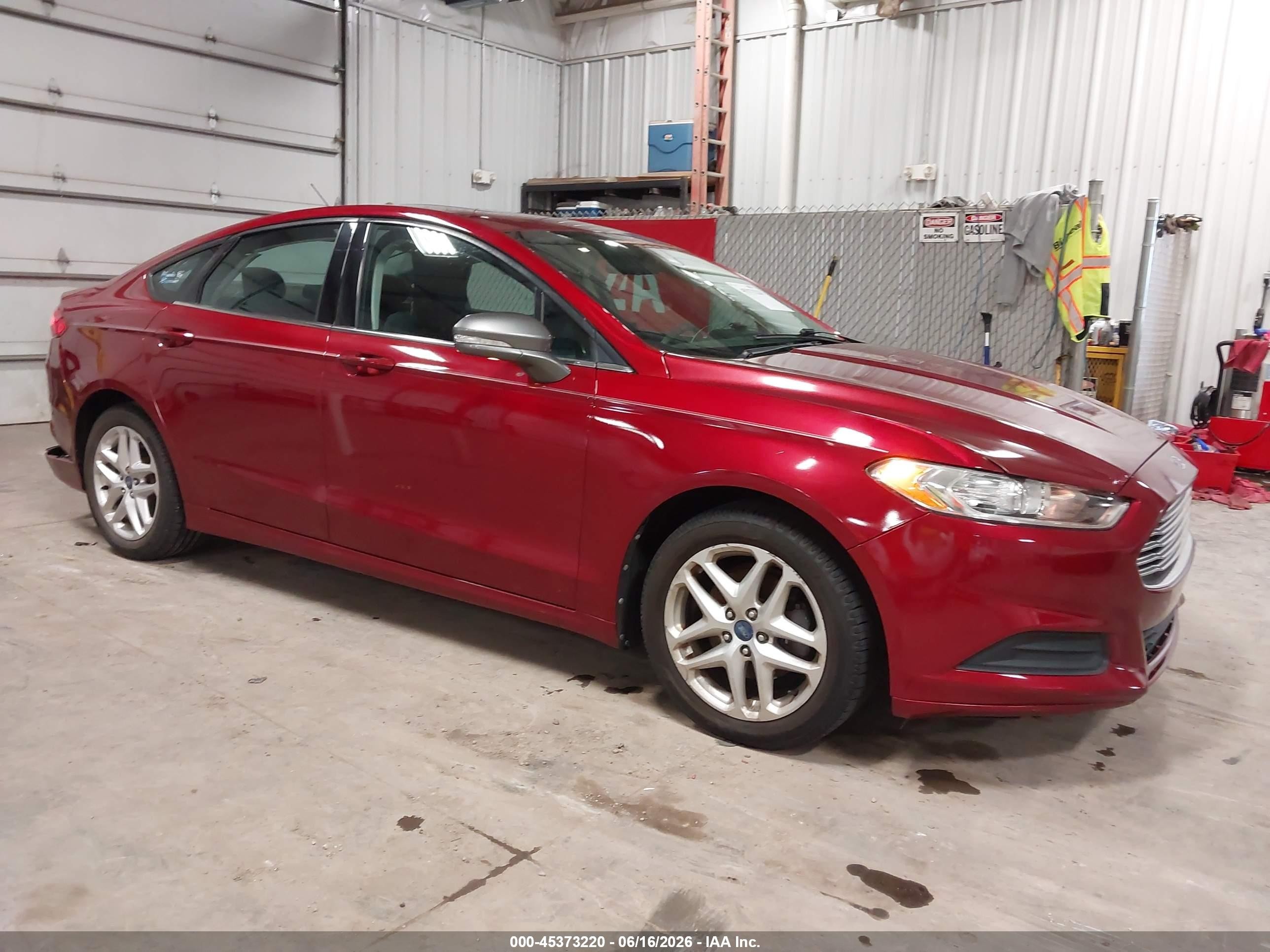 2013 Ford Fusion Se Red vin: 3FA6P0H73DR140952