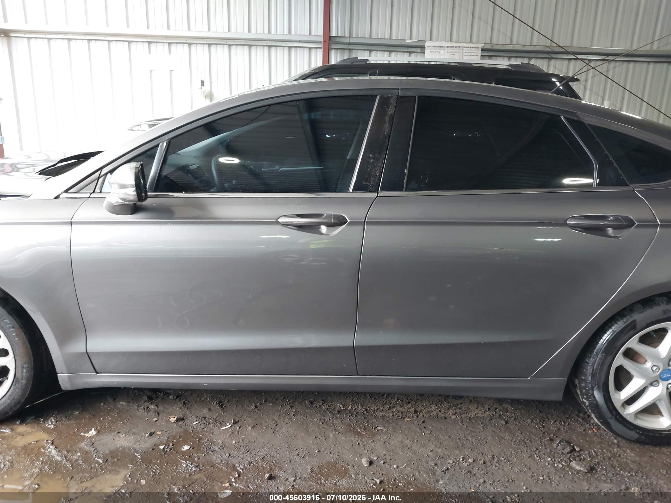 2013 Ford Fusion Se Blue vin: 3FA6P0H73DR195563
