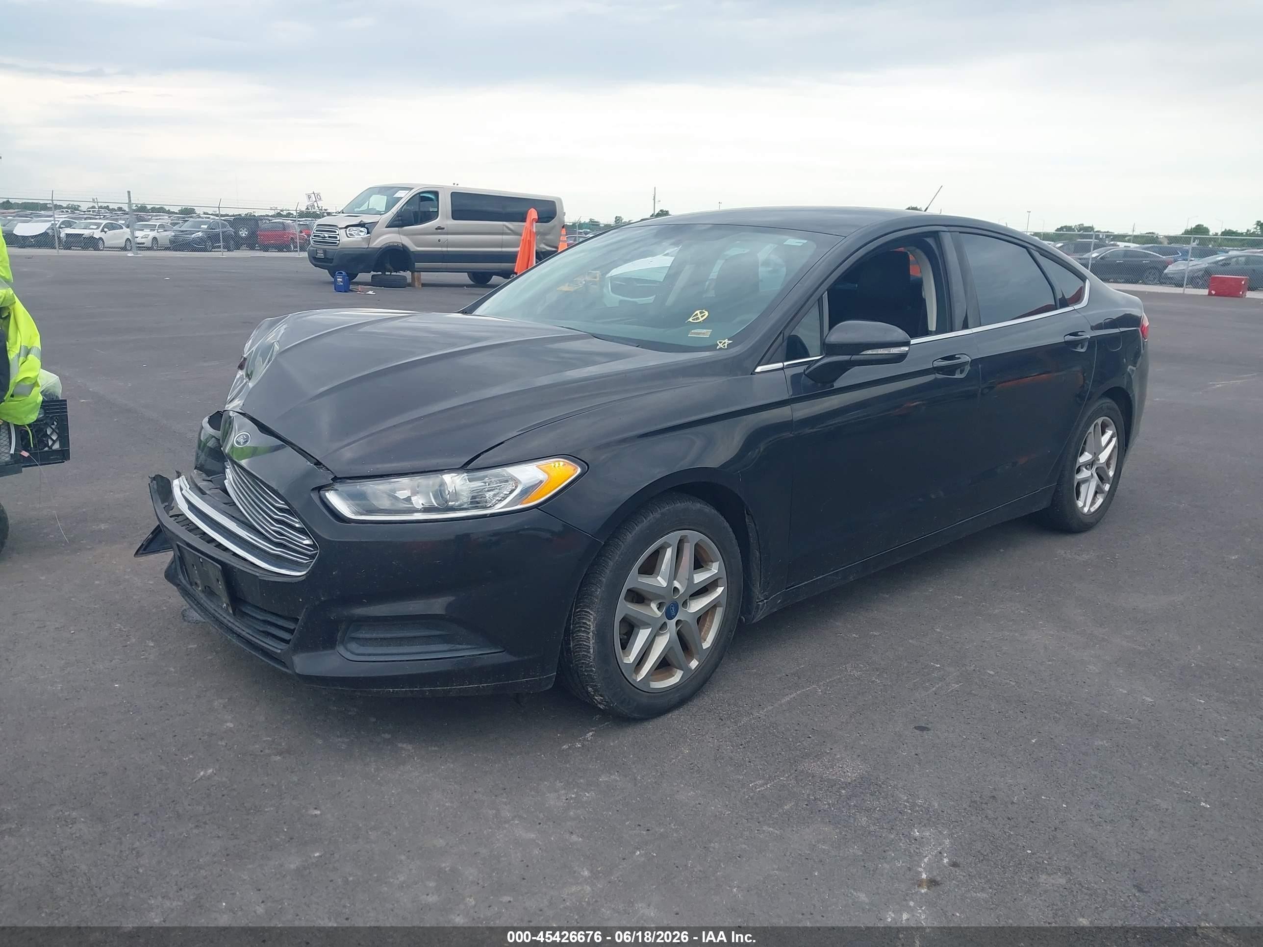 2013 Ford Fusion Se Черный vin: 3FA6P0H73DR268141