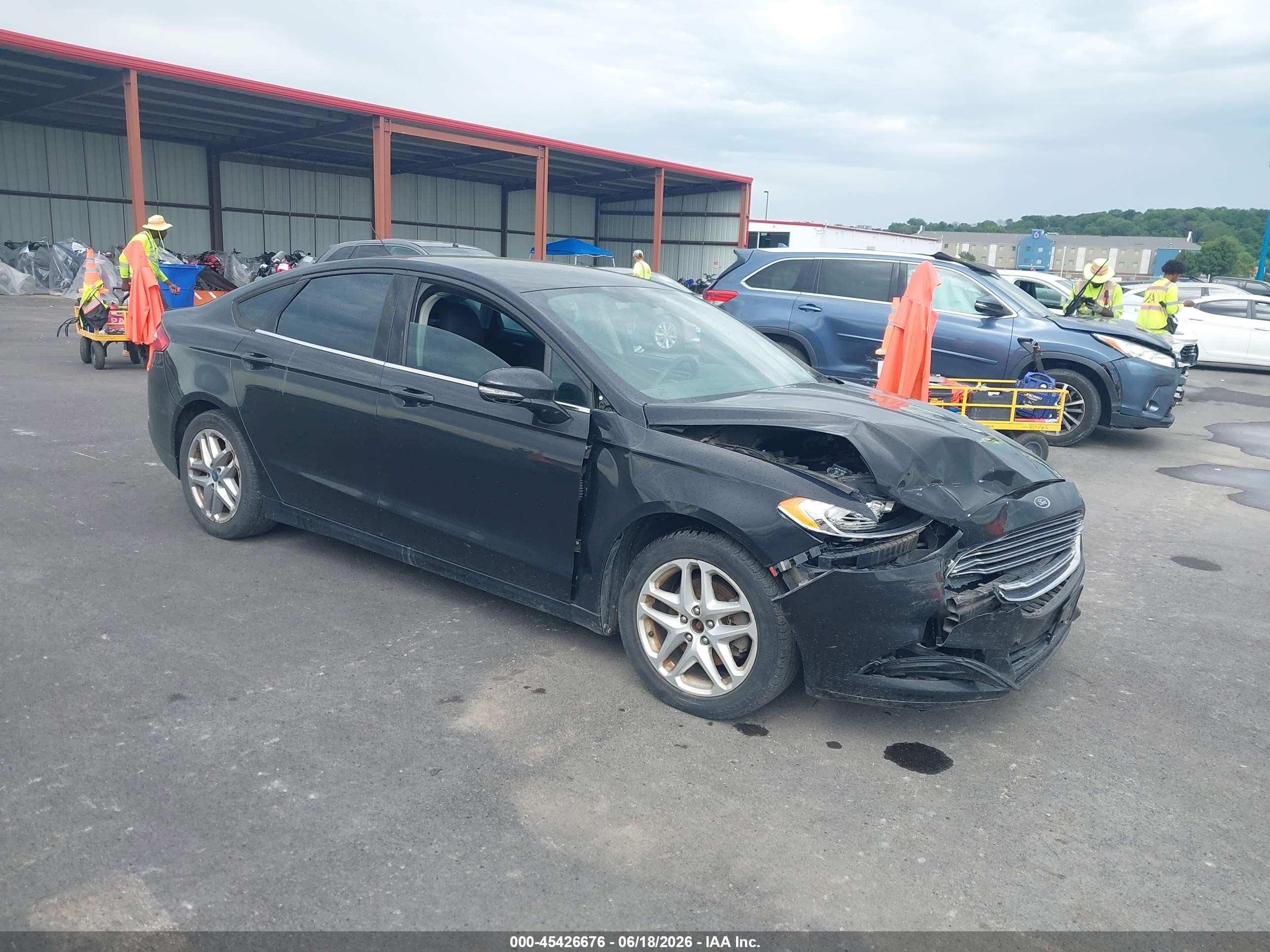 2013 Ford Fusion Se Черный vin: 3FA6P0H73DR268141