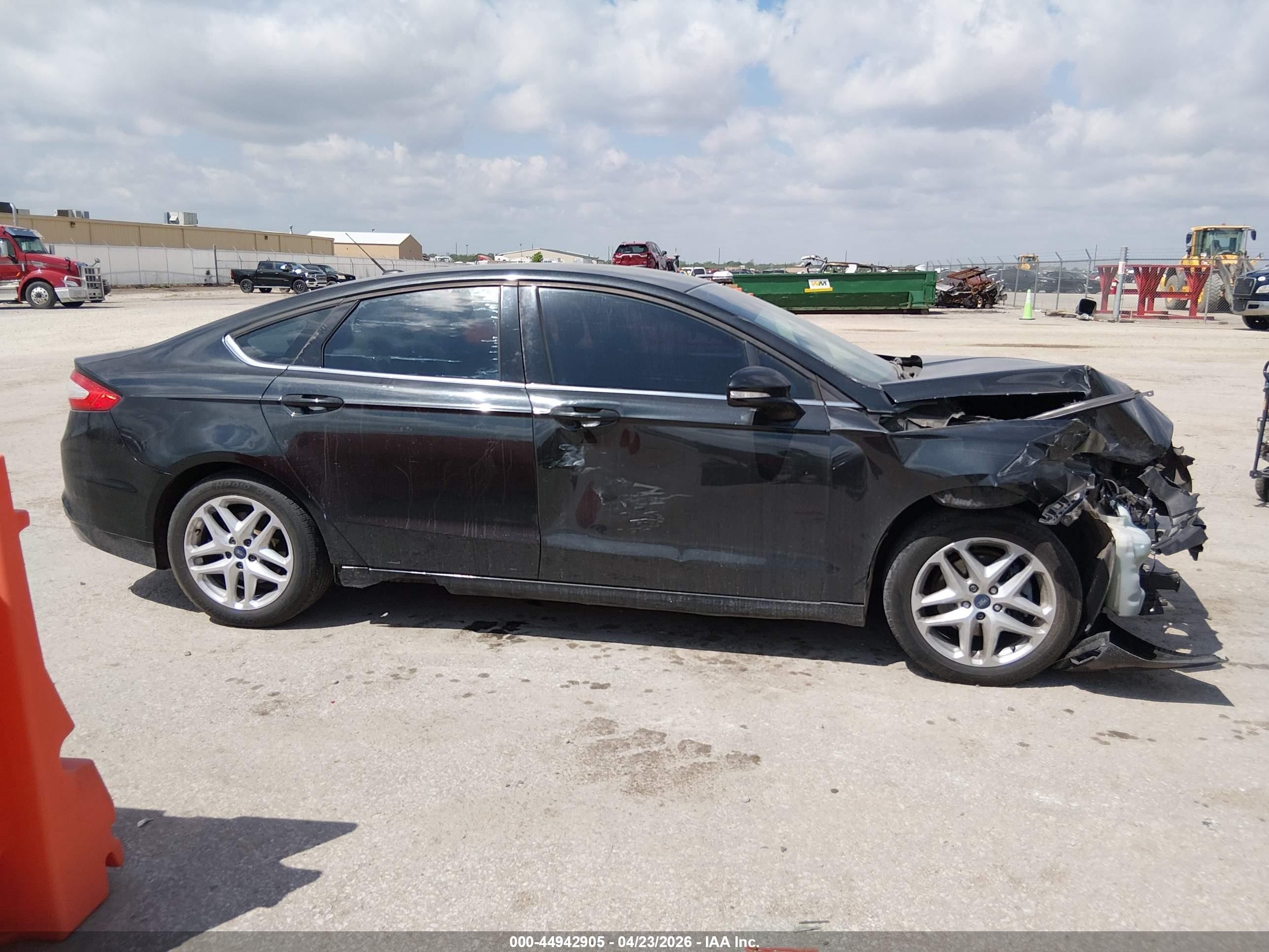 2013 Ford Fusion Se Black vin: 3FA6P0H73DR302157